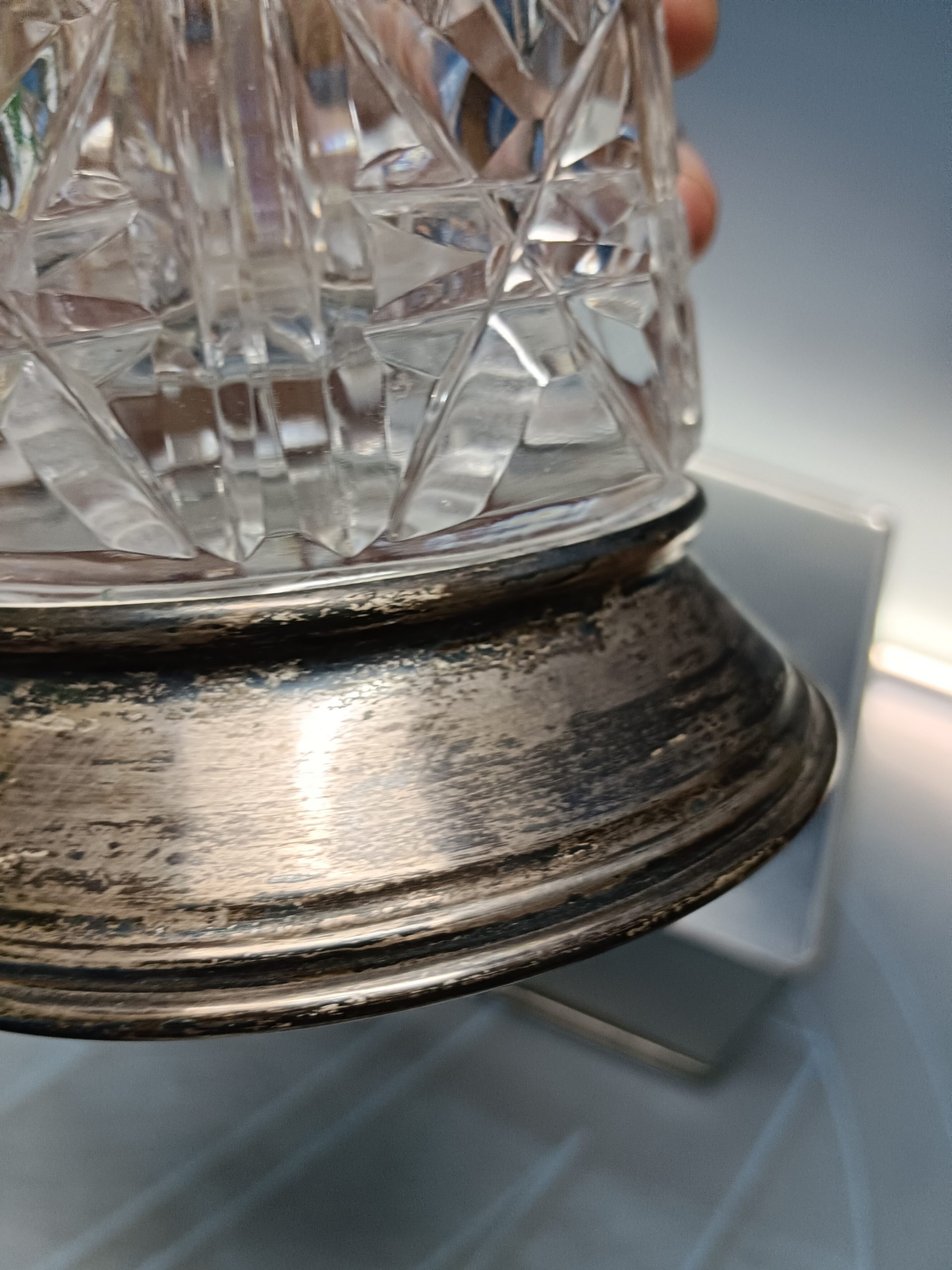 JARRÓN, CENTRO MESA, CRISTAL de BOHEMIA, TALLADO, BASE de PLATA , altura 27 cm - Imagen 15