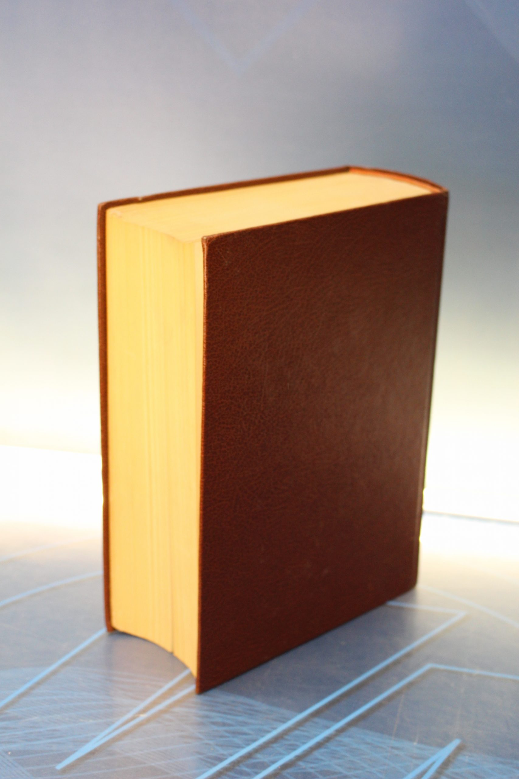 IMG_4895 Libros. Radio Handbook (Edición Española) – W.I. Orr. Macombo, 1977. - Imagen 4