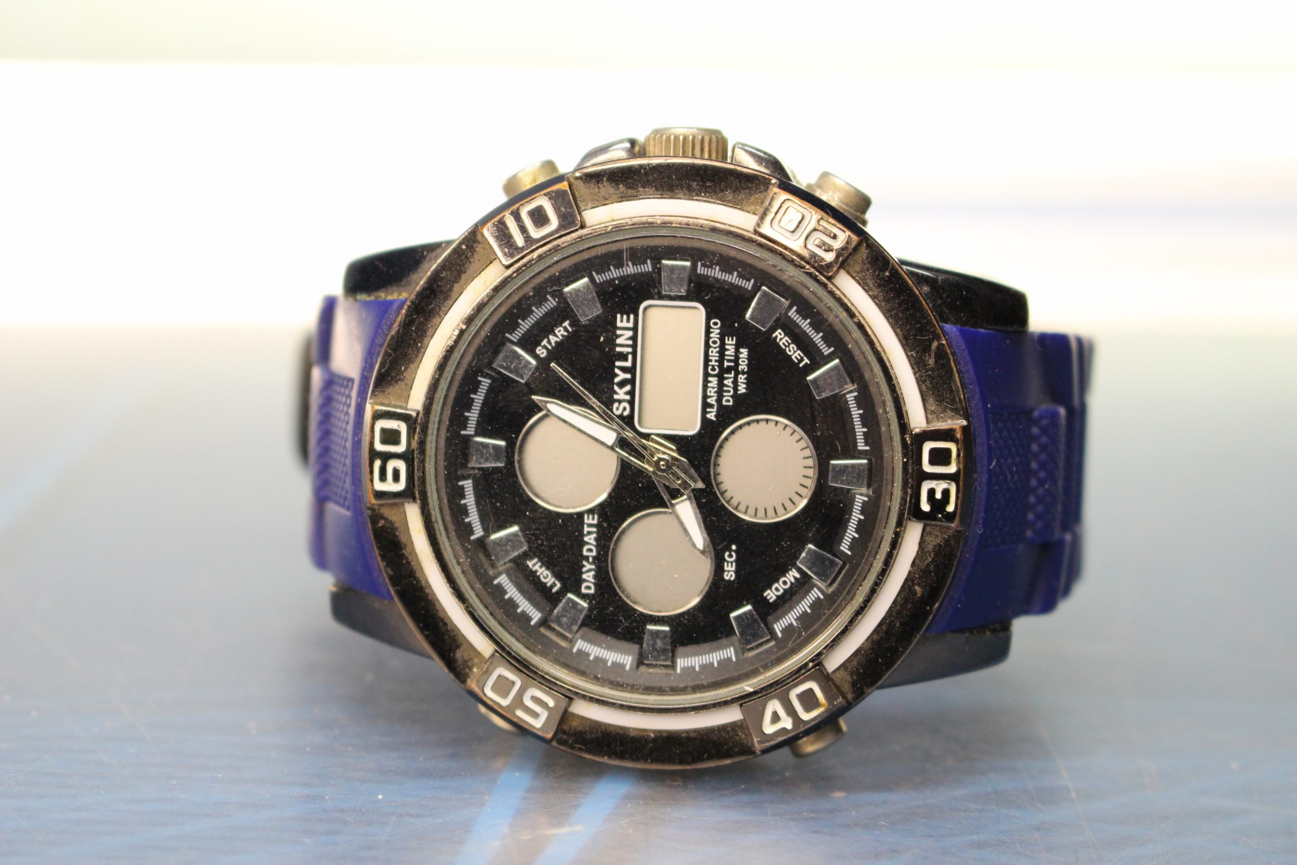 Reloj de pulsera Skyline 2921. Japón.