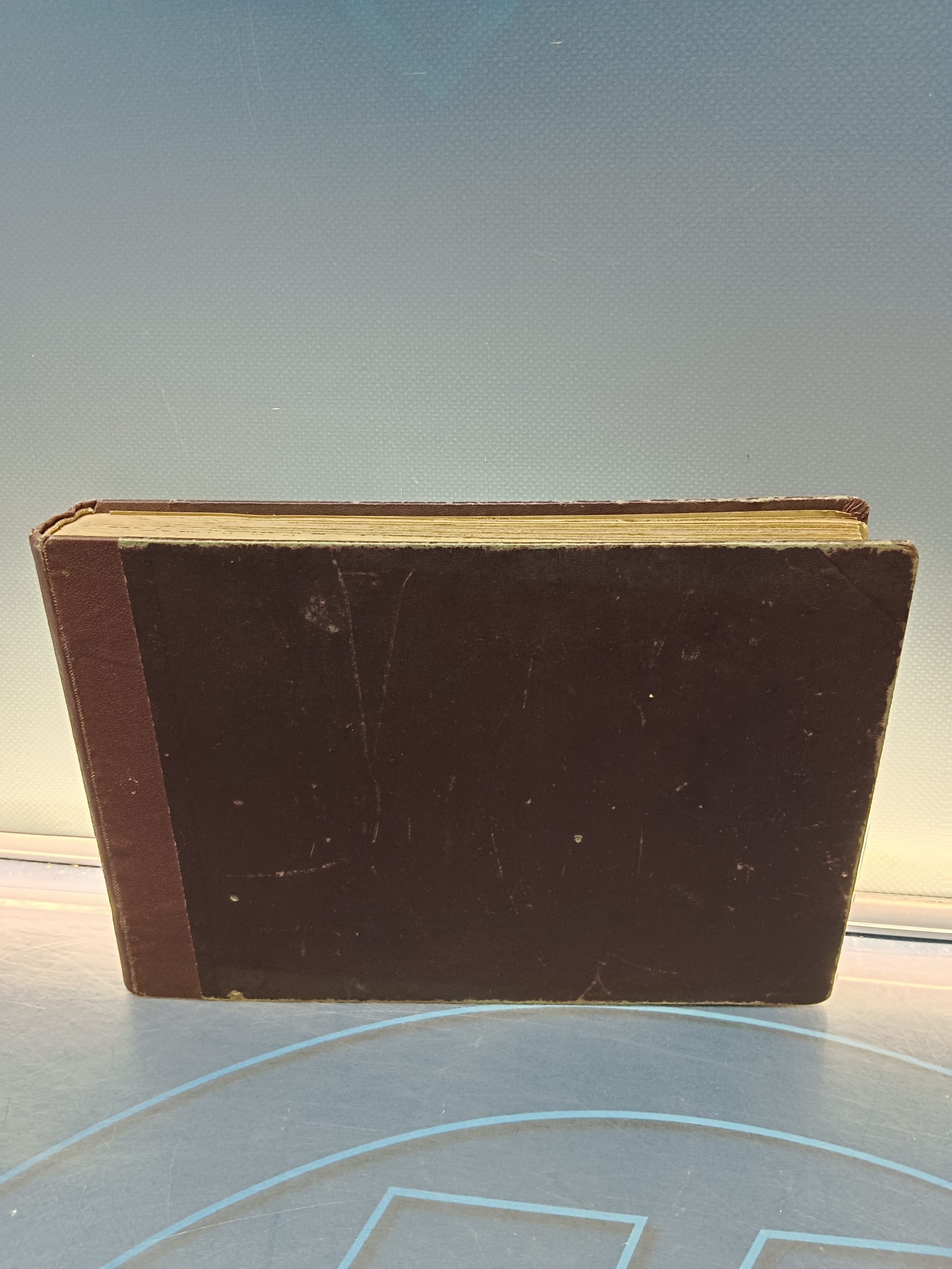 IMG_20250309_194318 tebeo apaisado cómic, COLECCIÓN COMANDOS,  53 NÚMEROS,  ENCUADERNADOS ORIGINAL. EDIT.VALENCIANA 1954 - Imagen 4