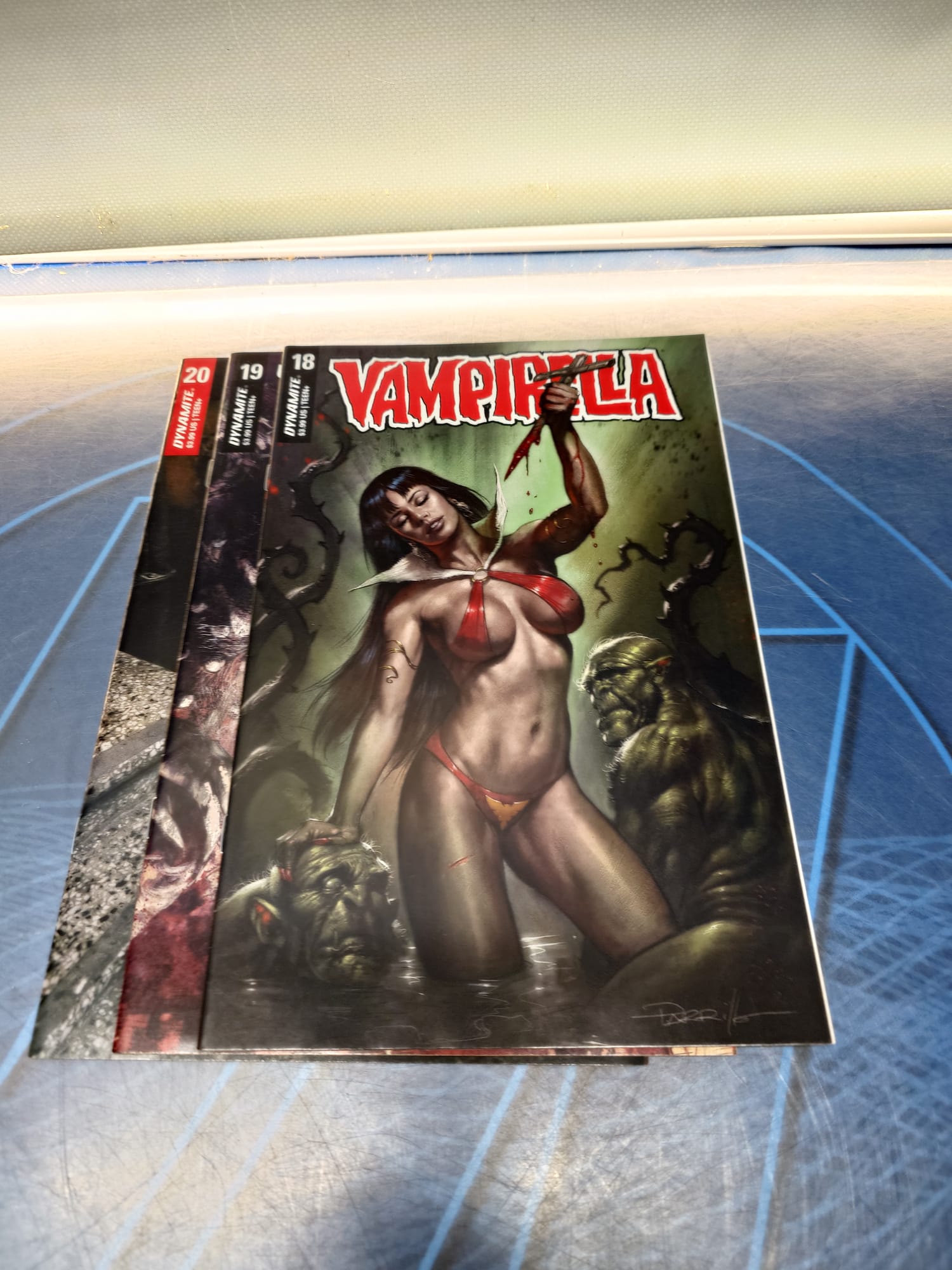 Imagen de WhatsApp 2025-06-06 a las 13.37.01_d074aaed cómics Vampirella ,  nº 17 al 20, edición USA - Imagen 5