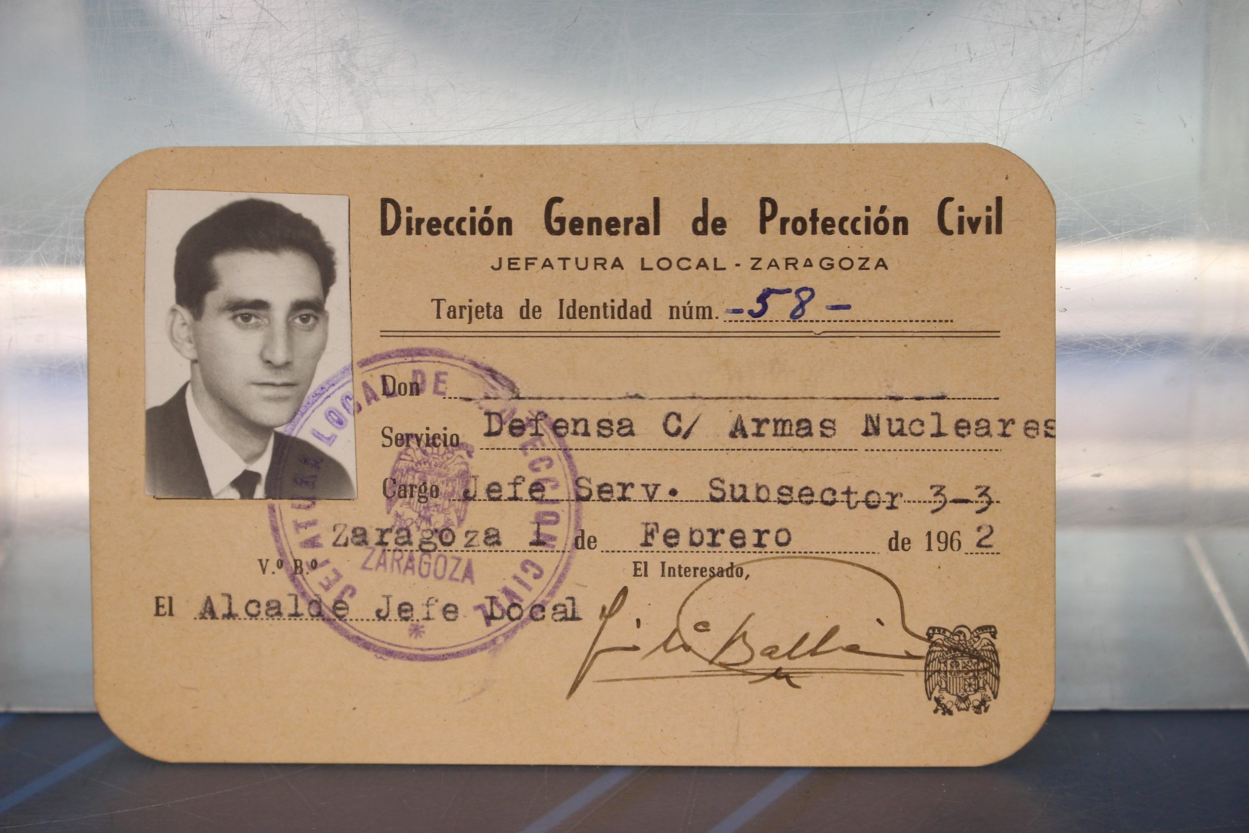 Tarjeta de Identificación. Dirección Gral. Protección Civil. Defensa con Armas Nucleares. 1962