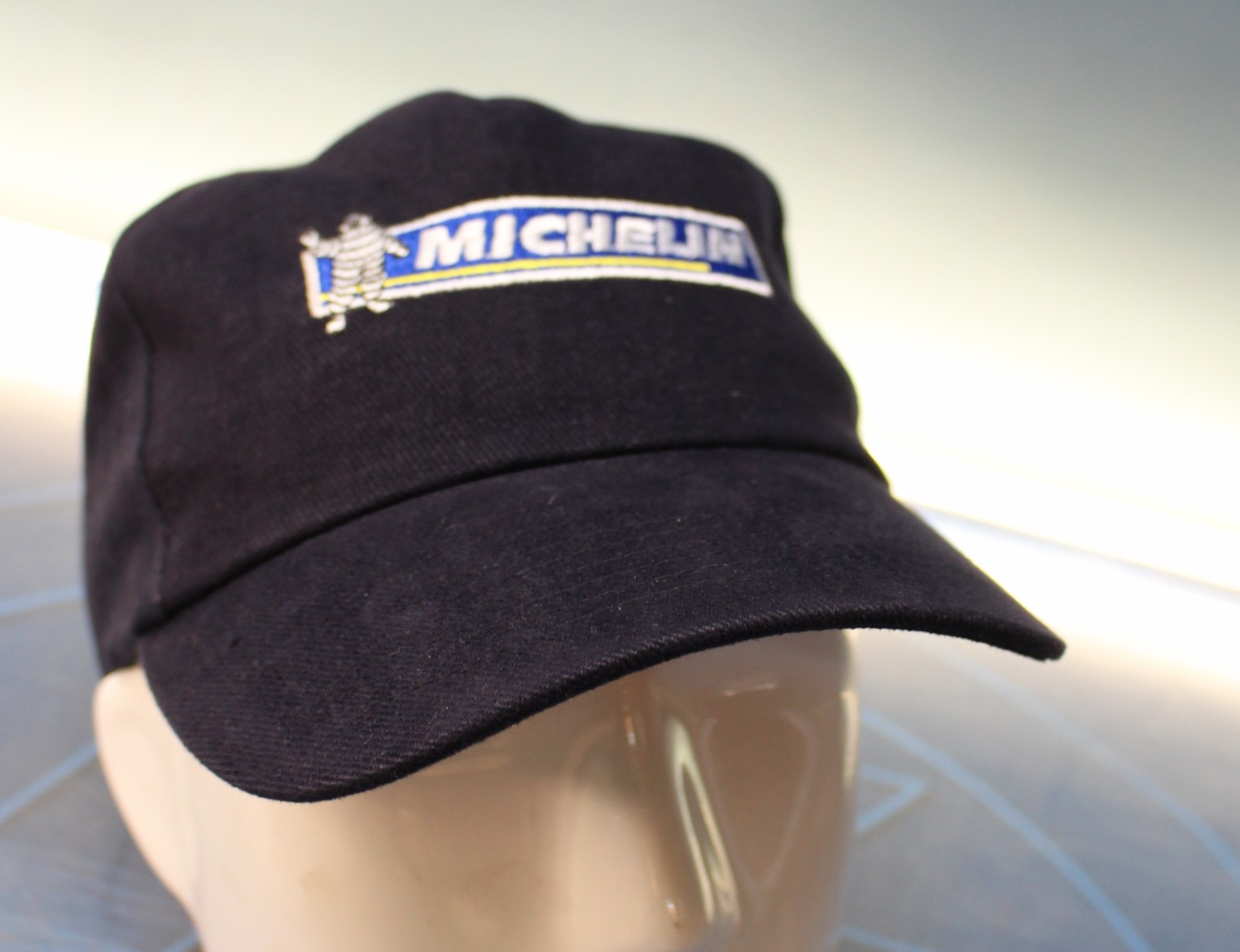 Gorra Michelin. 09. Azul oscuro, lona gruesa.