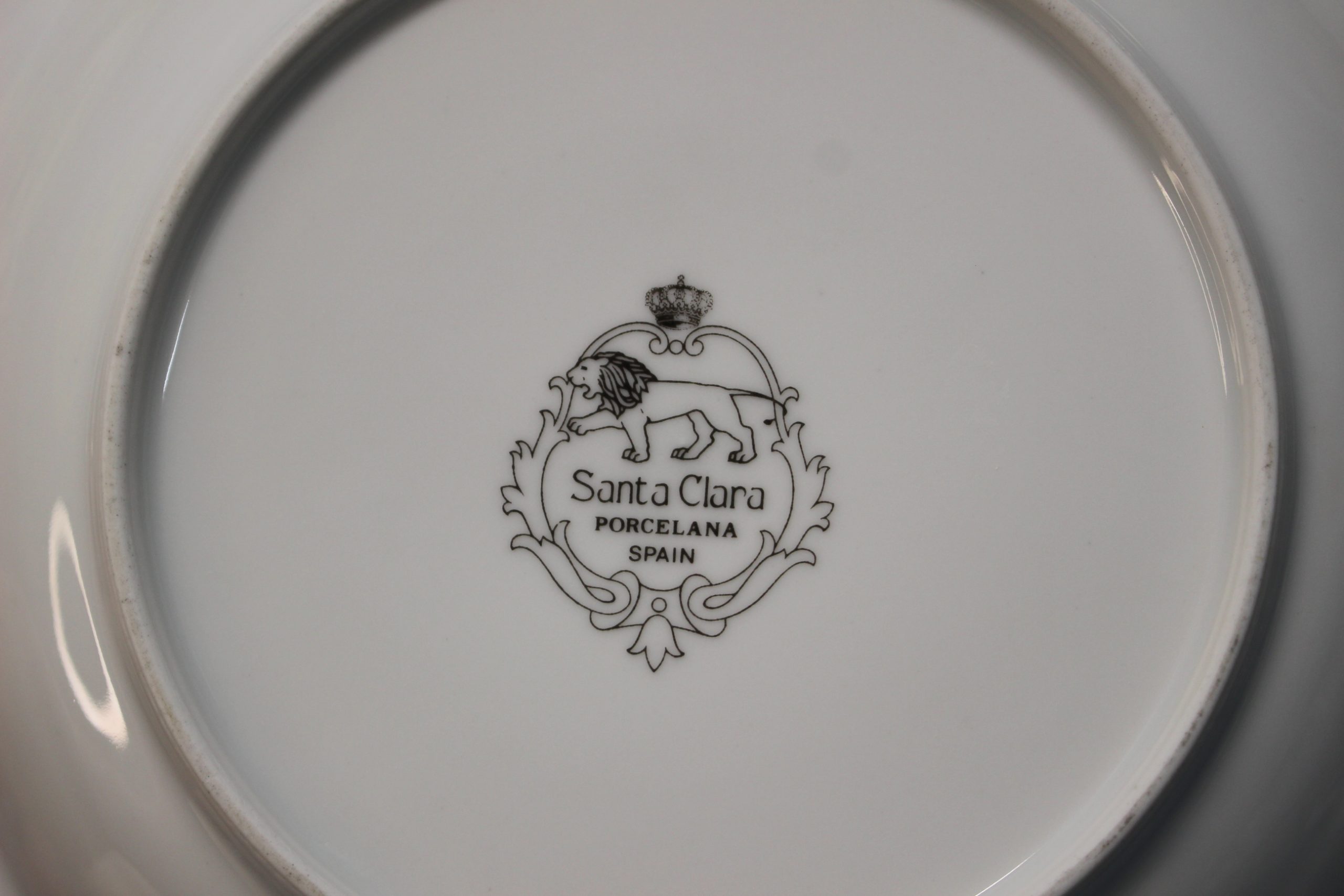 Santa Clara vajilla de porcelana. Flor de Loto. Incompleta, 12 piezas. - Imagen 9