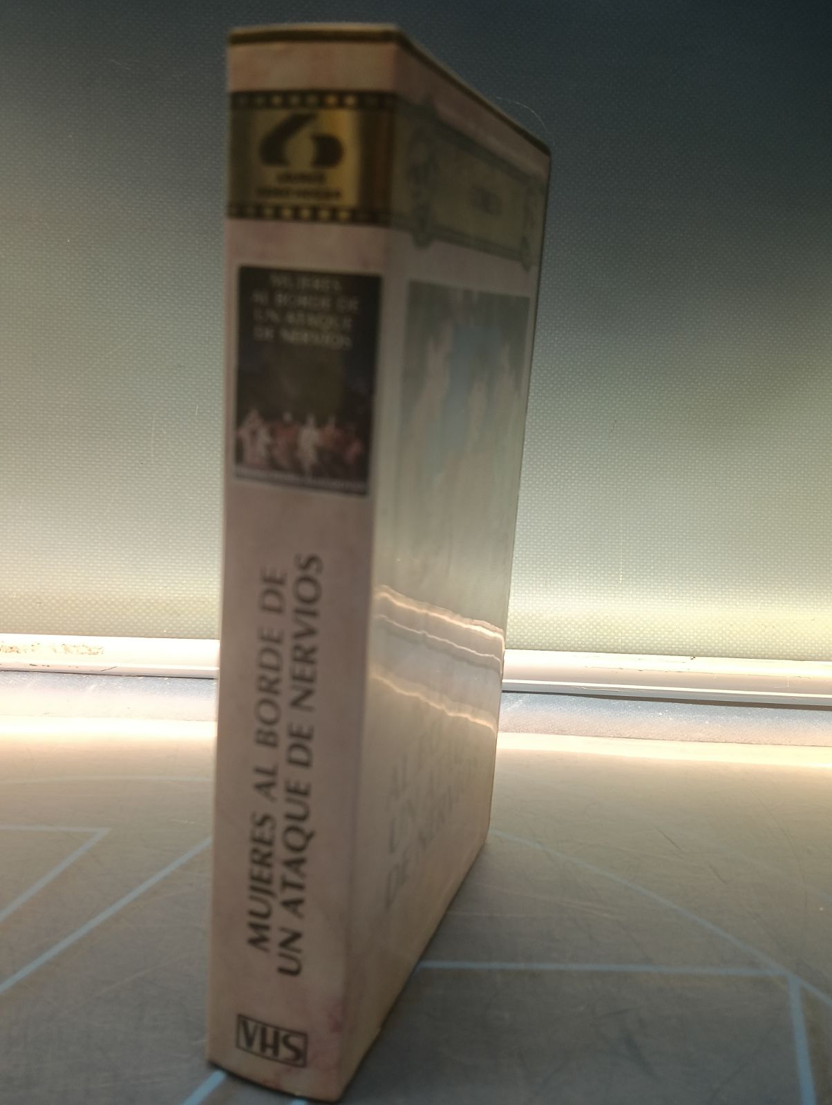 Mujeres al borde de un ataque de nervios - VHS - Imagen 3