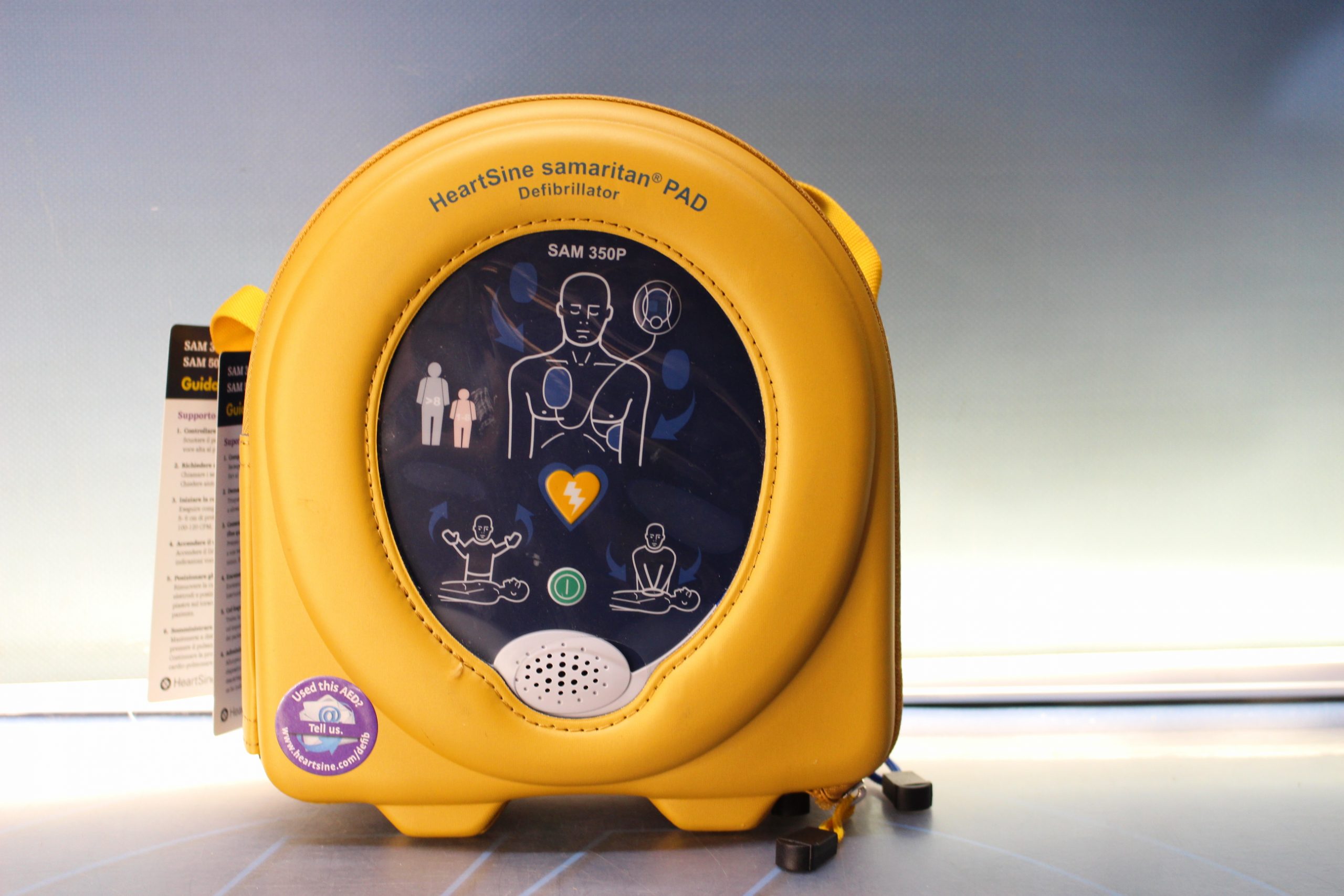 DEA, DESA desfibrilador semiautomático Heartshine samaritan PAD SAM 350P. - Imagen 4
