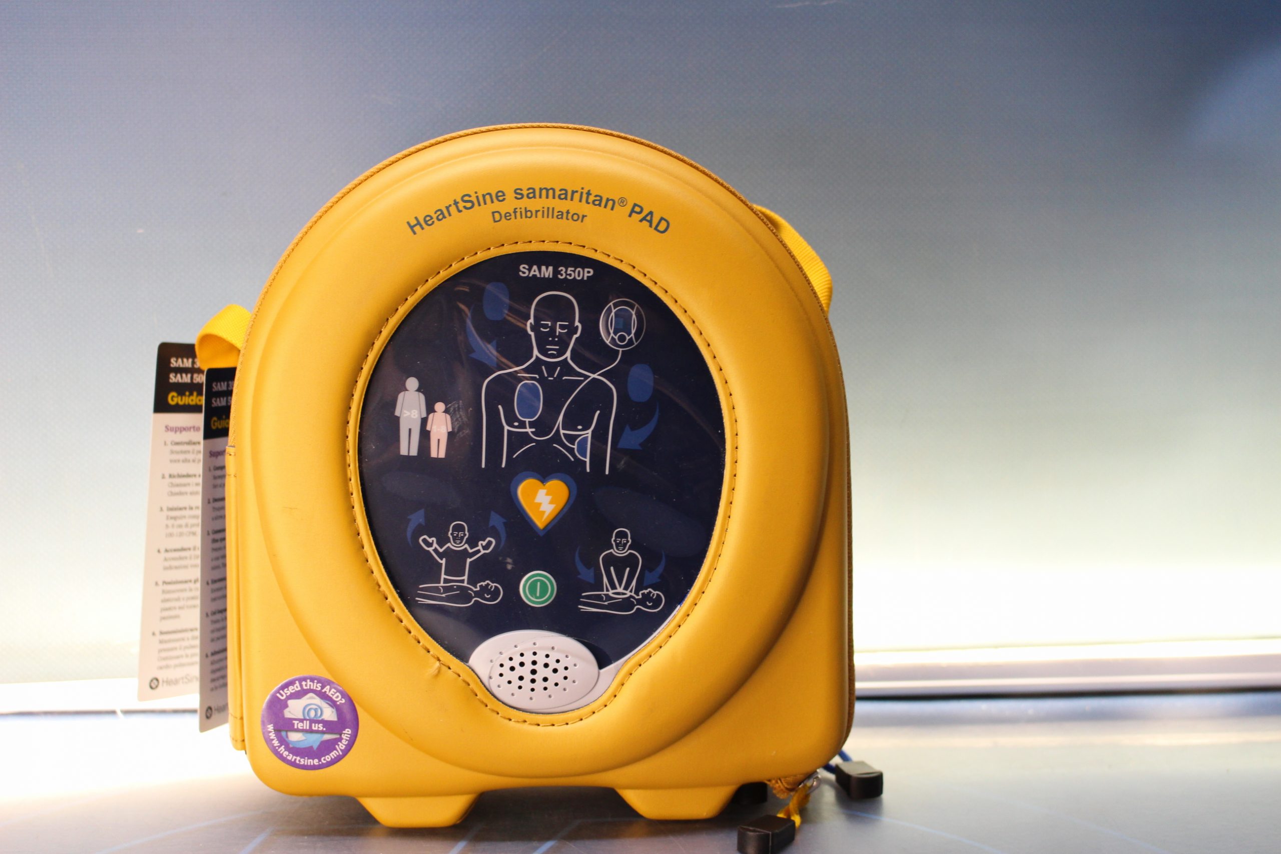 DEA, DESA desfibrilador semiautomático Heartshine samaritan PAD SAM 350P. - Imagen 3