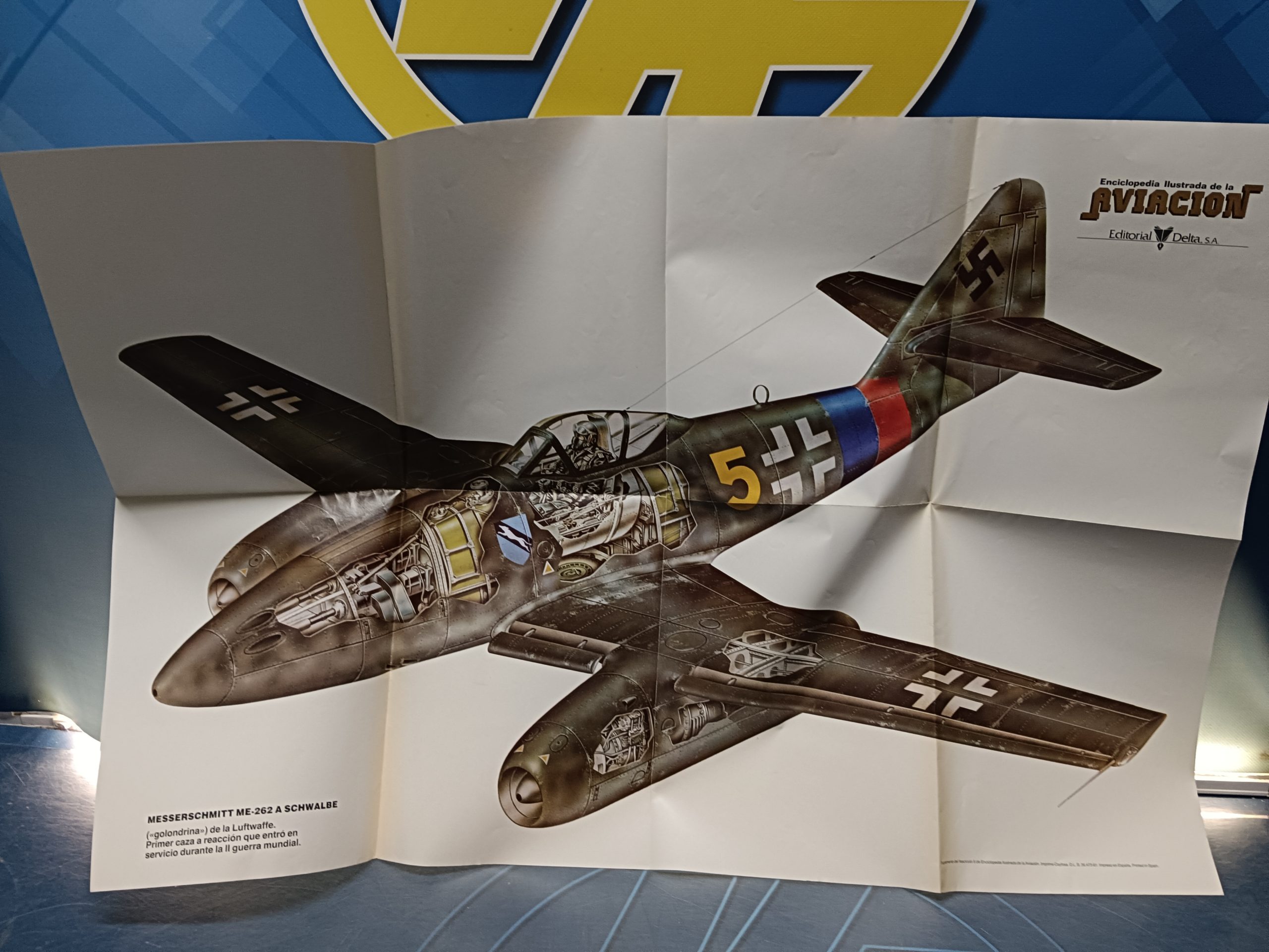 poster, 86x56cm. MESSERSCHMITT ME-262 A SCHWALBE, ENCICLOPEDIA ILUSTRADA DE LA AVIACIÓN, EDITORIAL DELTA