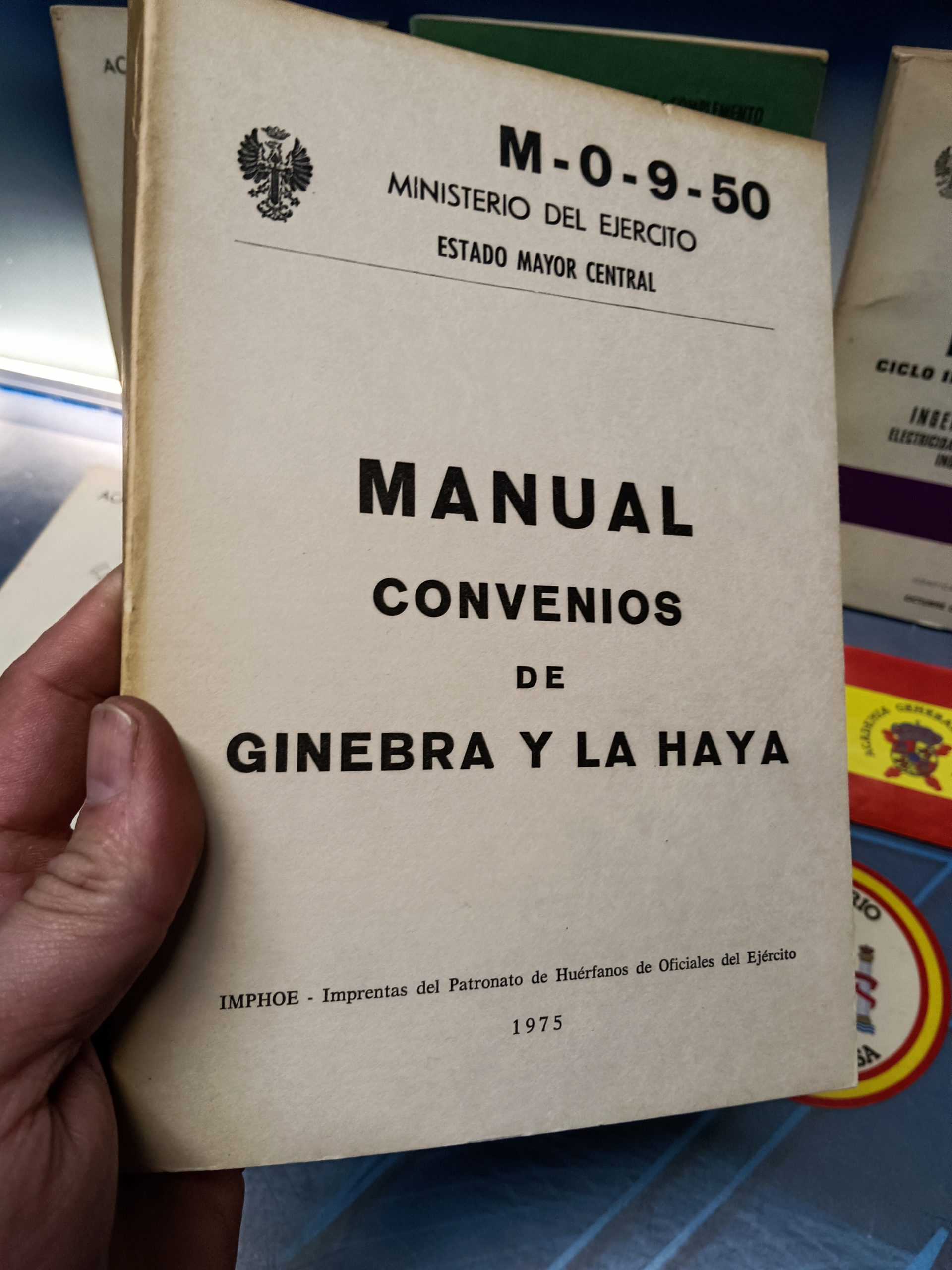 5 libros militares, manuales, armamento, academia artilleria y mas - Imagen 7