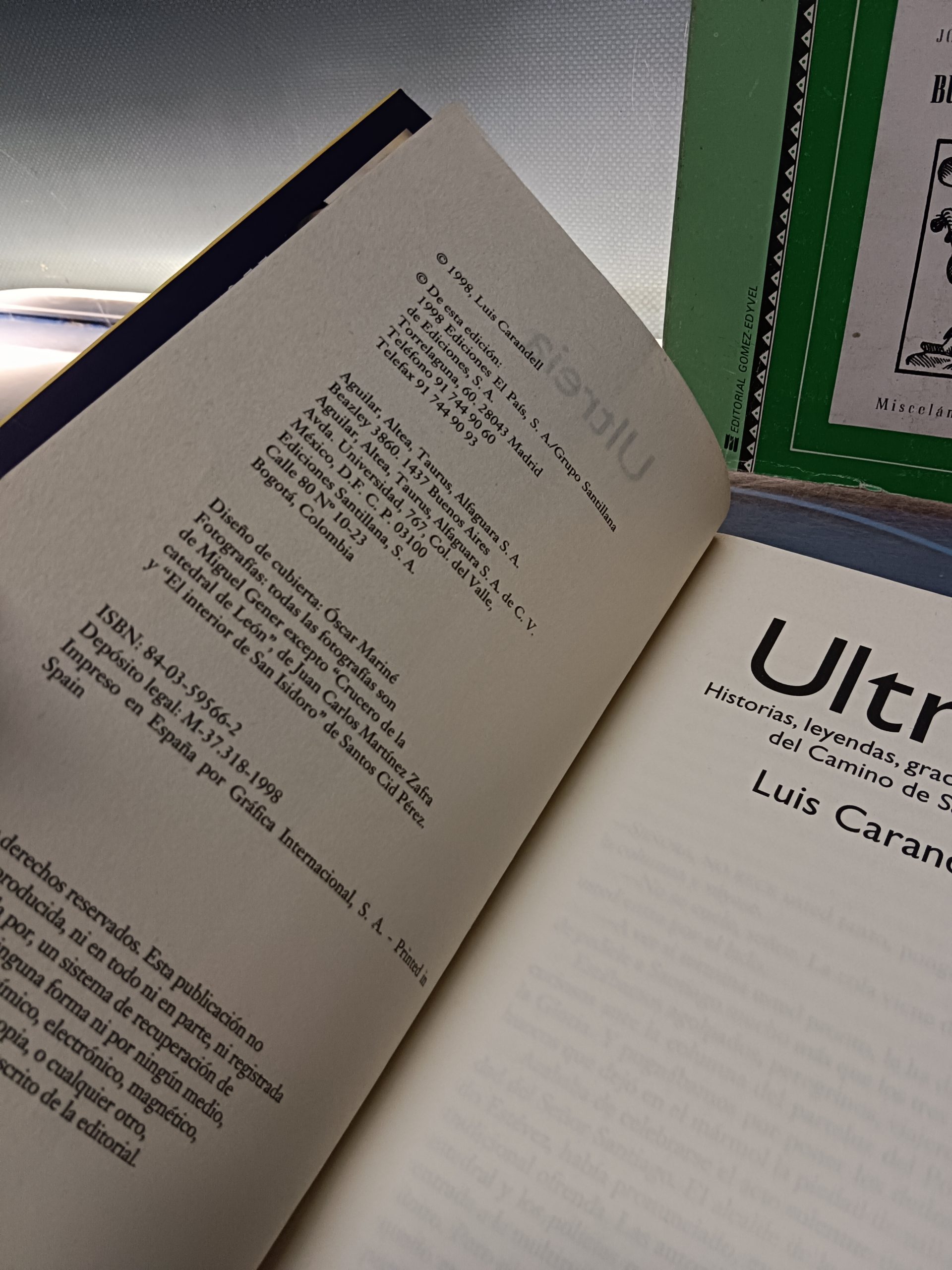 dos libros, BURLAS Y CHANZAS. Miscelanea festiva + ULTREIA - Imagen 5