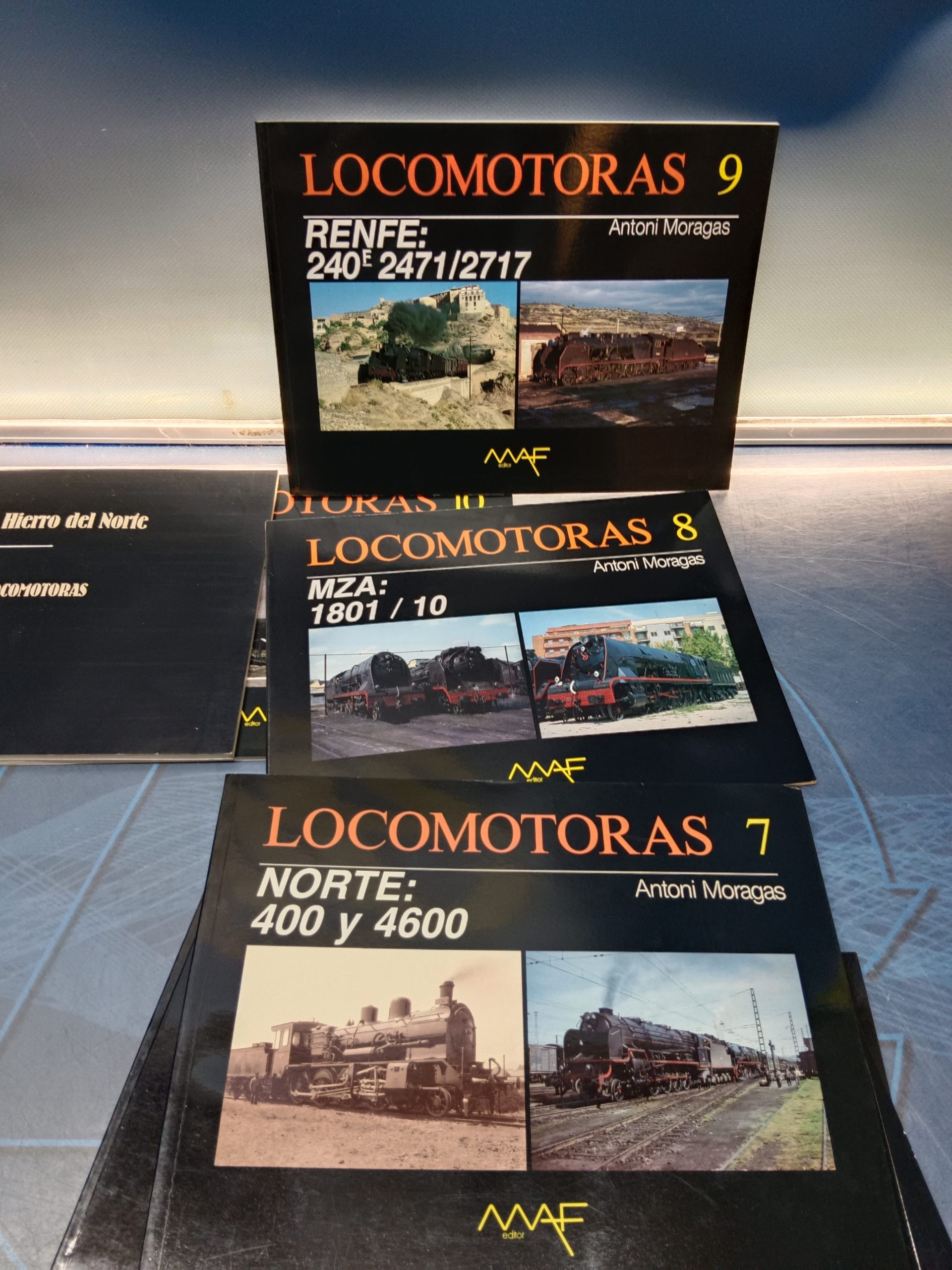 libros apaisados, Locomotoras , del 1 al 10 + álbum de locomotoras- MAF Editor - Imagen 6