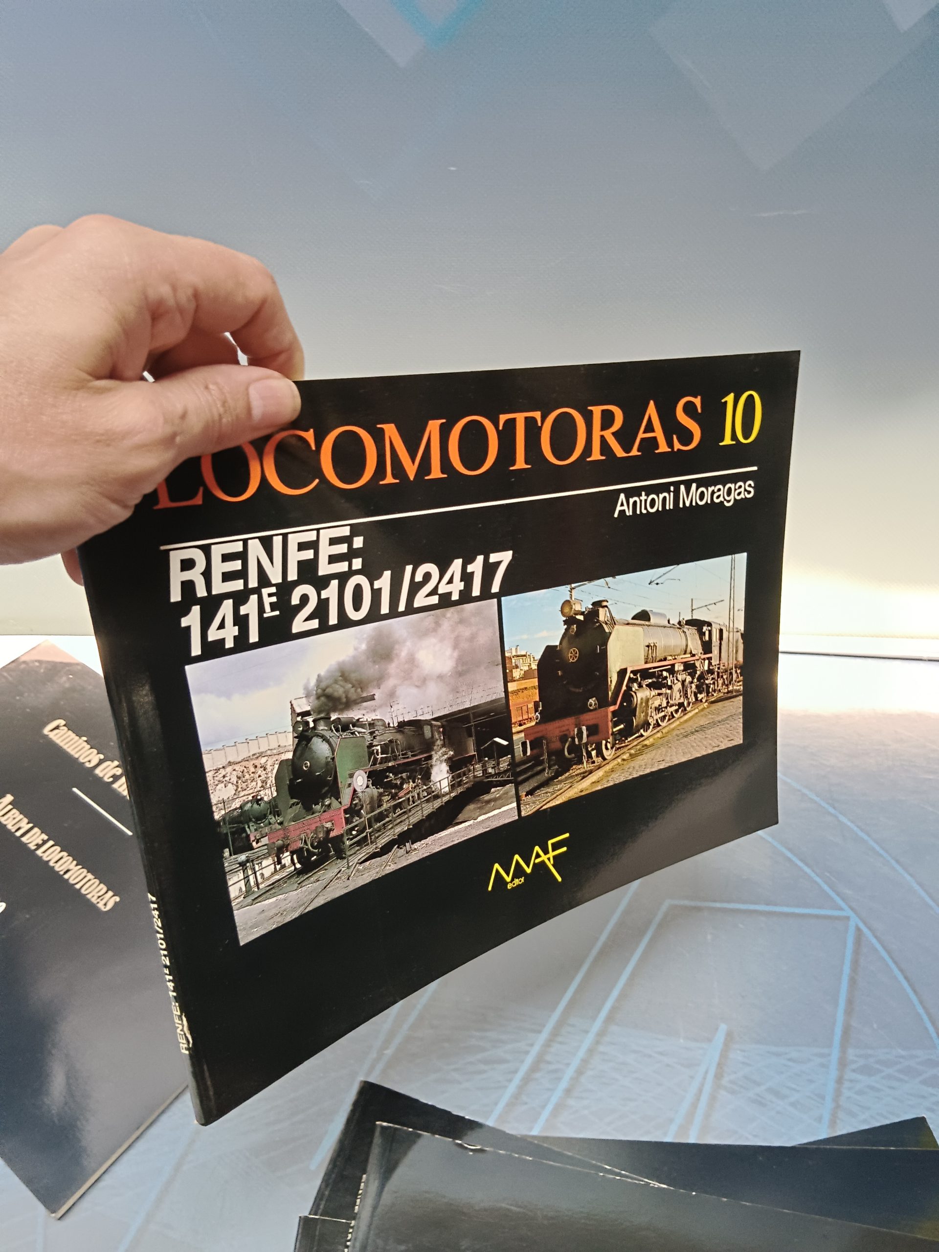 libros apaisados, Locomotoras , del 1 al 10 + álbum de locomotoras- MAF Editor - Imagen 5