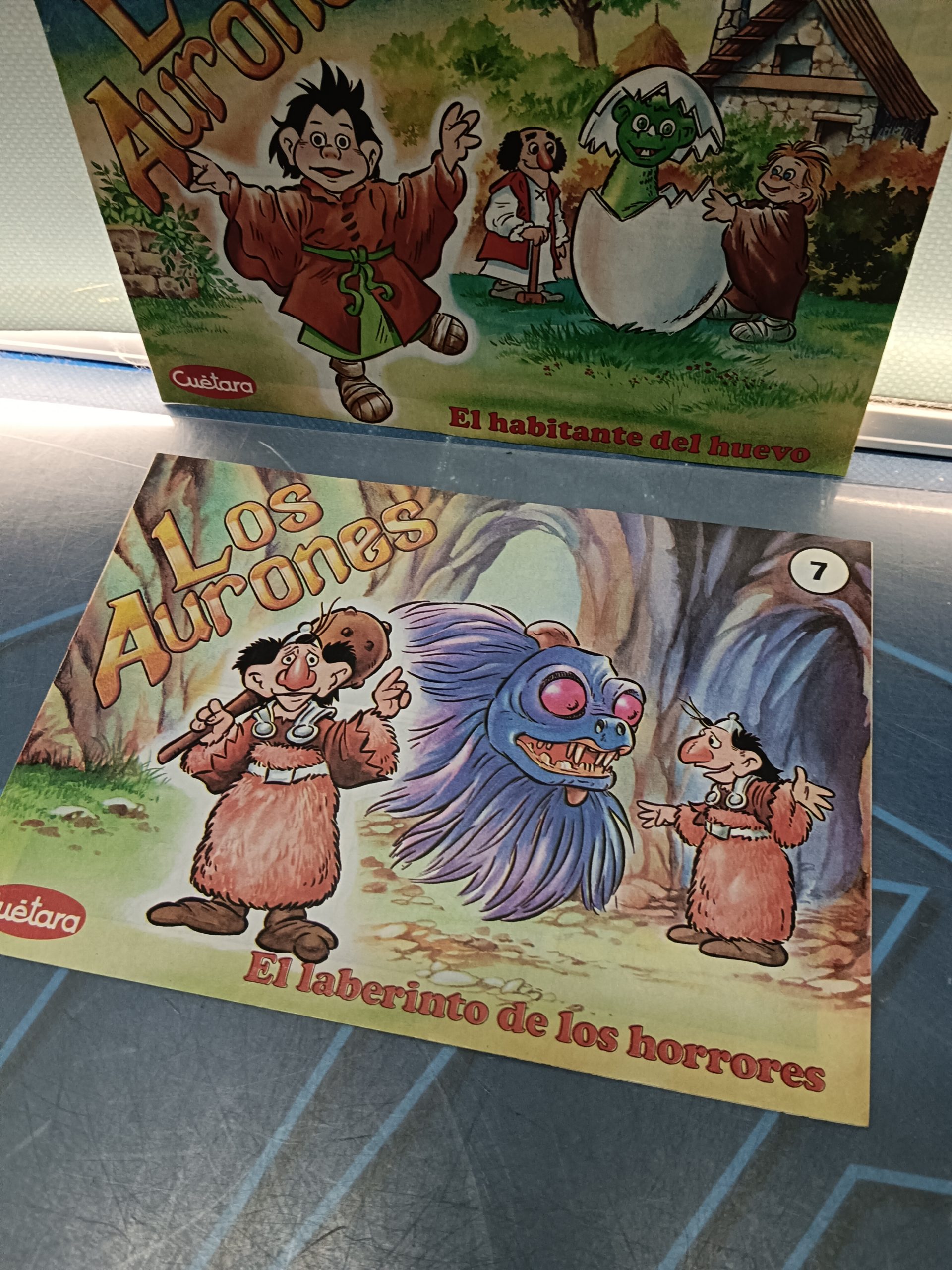comic tebeo los aurones. nº 1. y nº 7 -cuetara - Imagen 5