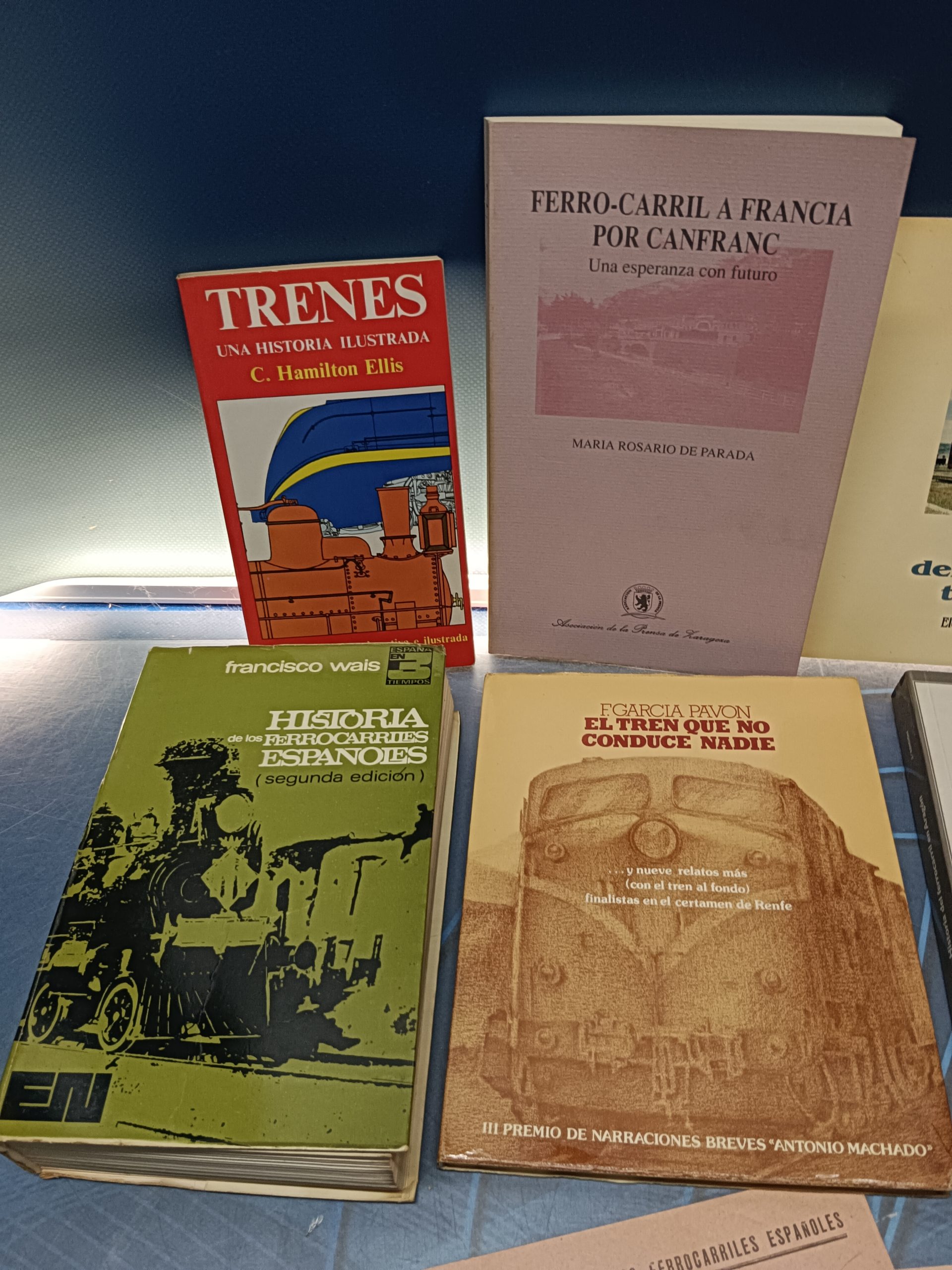 Lote de 6 libros-Historia del ferrocarril y mas - Imagen 10