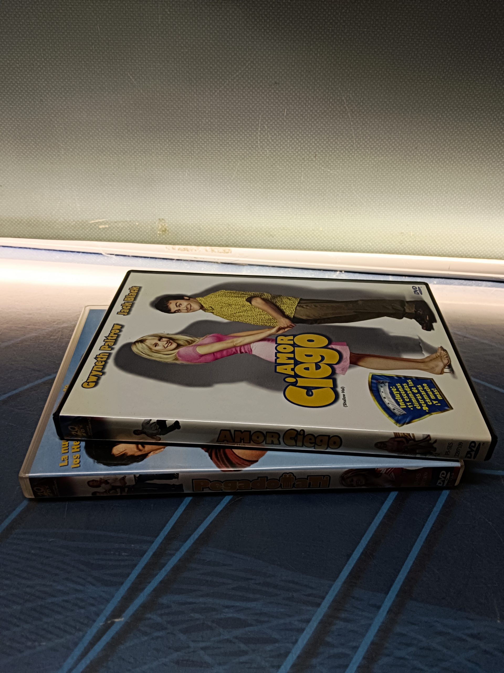 2 dvds, de los hermanos Farrelly. AMOR CIEGO + pegado a ti - Imagen 3