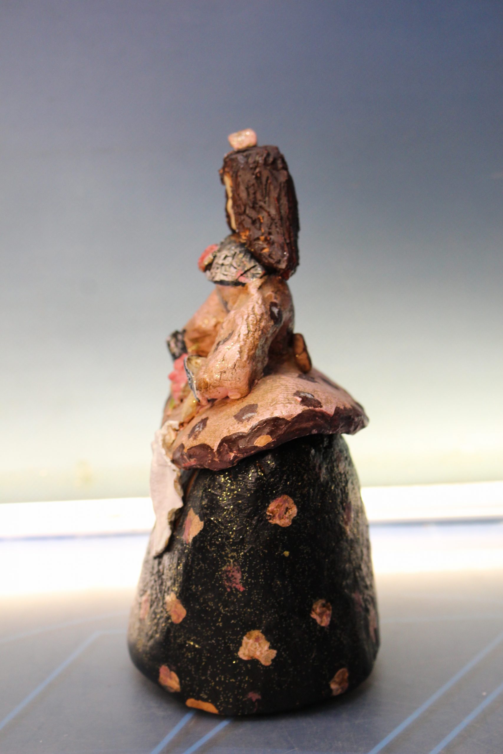 Escultura de cerámica “Menina brillantina”. Pieza única. Sin firma. - Imagen 6