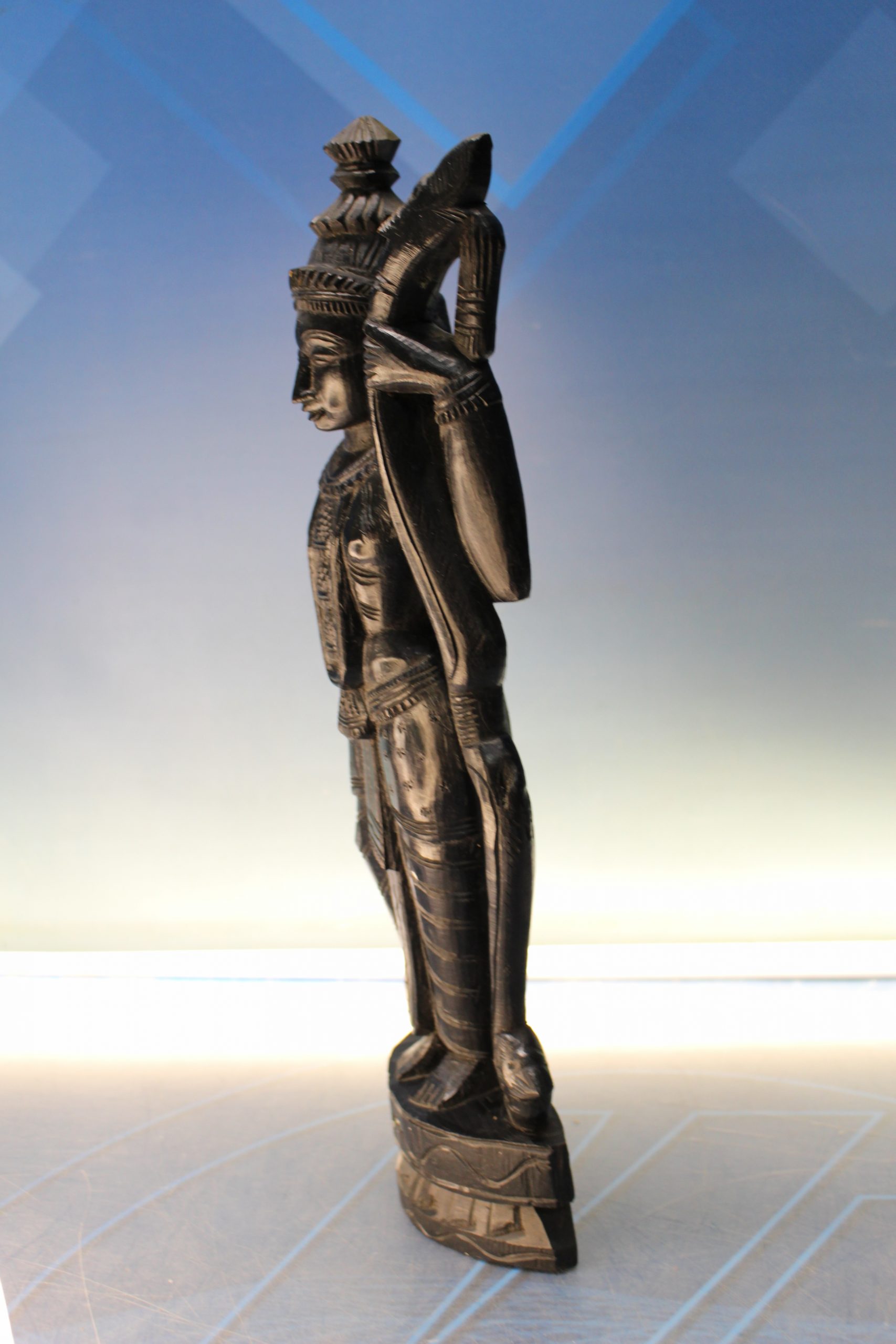 Escultura de madera del dios hindú Rama. India. - Imagen 3