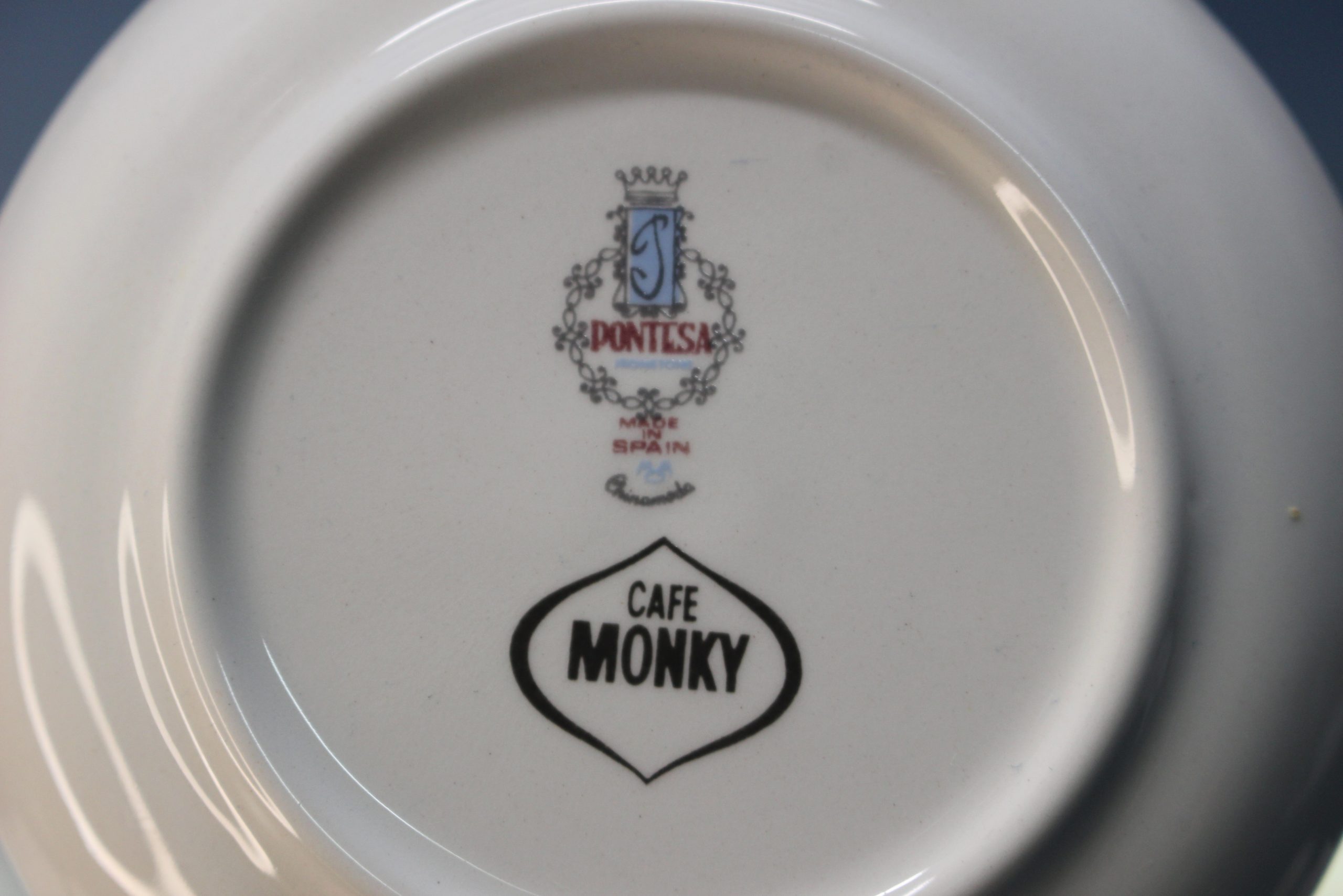 Pontesa. Café Monky. Cafeteras, tazas y platos. 24 piezas. - Imagen 21