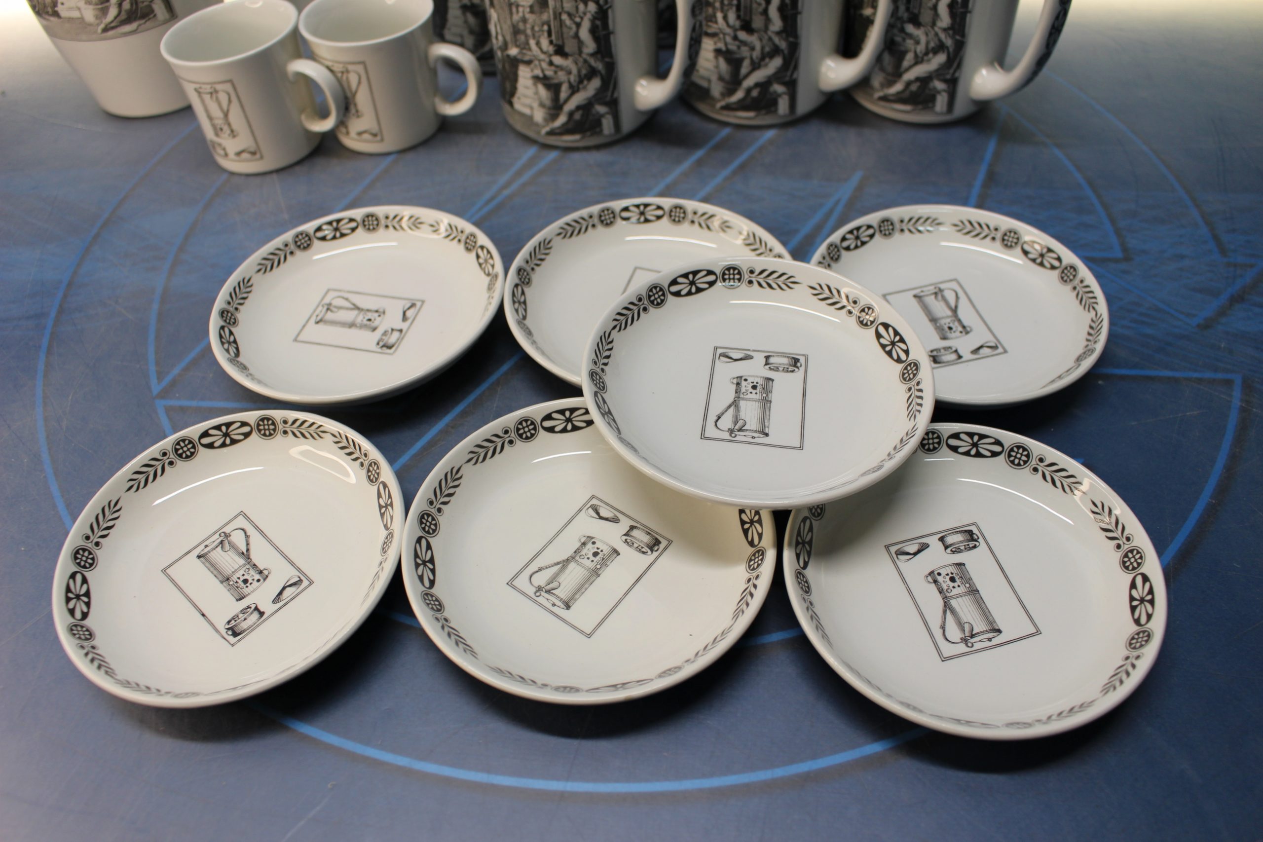 Pontesa. Café Monky. Cafeteras, tazas y platos. 24 piezas. - Imagen 7