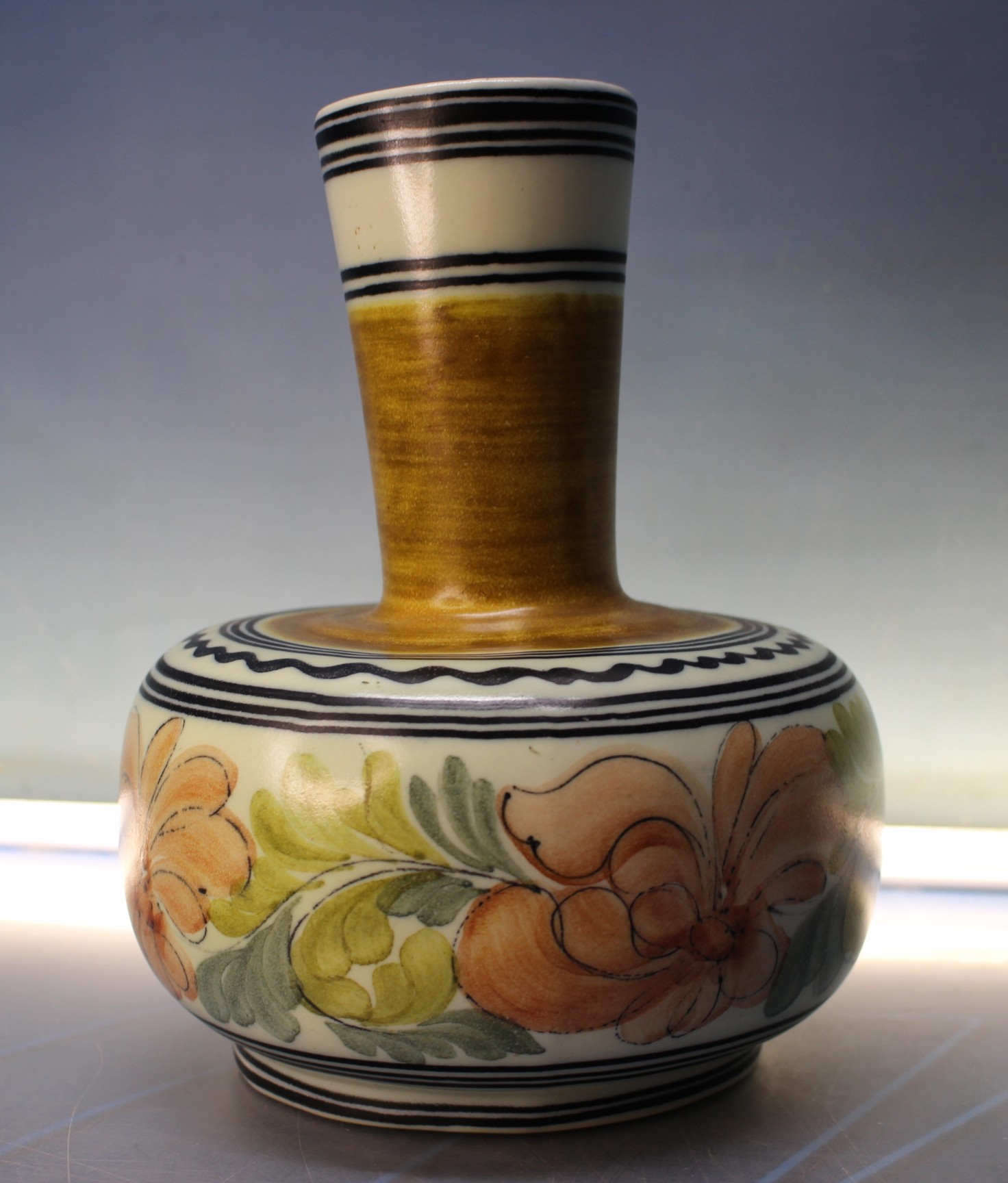 Jarrón cerámica Felanitx, Mallorca. Flores y motivos geométricos. - Imagen 5