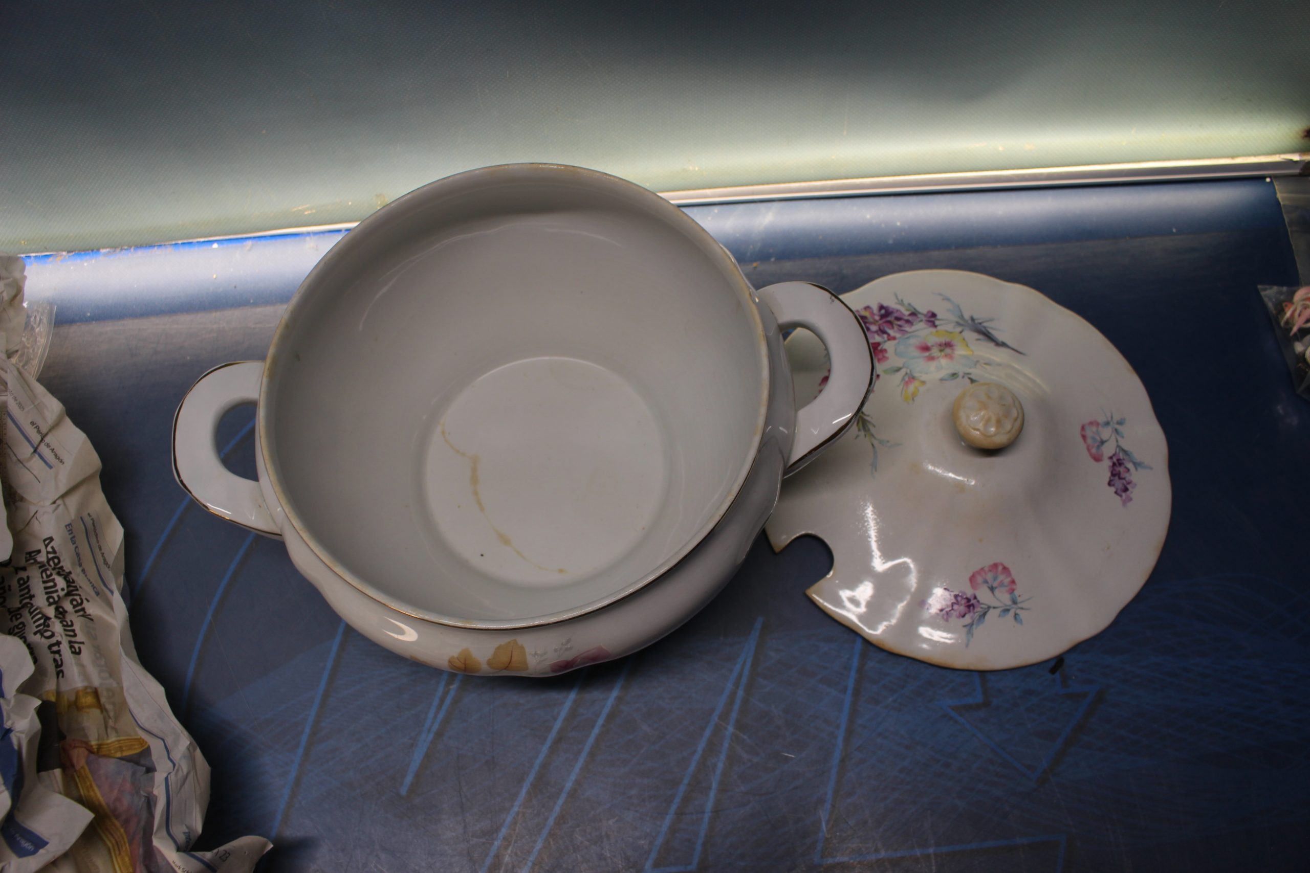 Sopera de porcelana San Claudio. Mediados s.XX. - Imagen 7