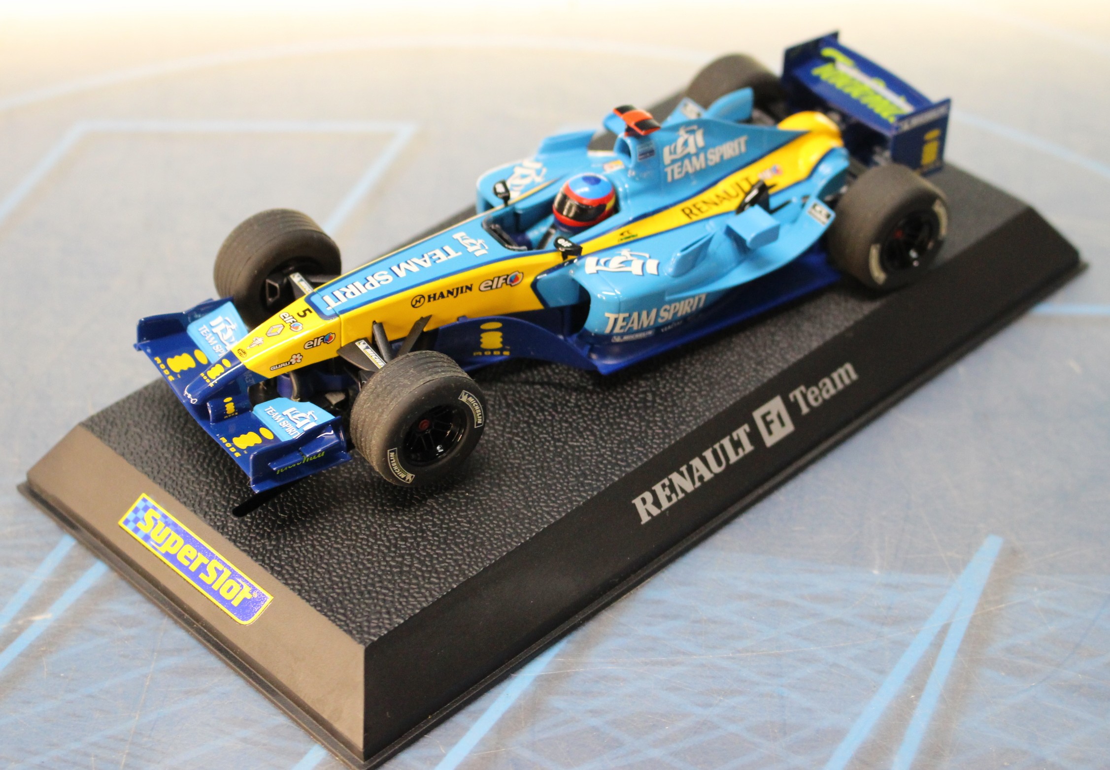 Renault F1 Team Spirit. Coche Superslot Hornby 1/32.