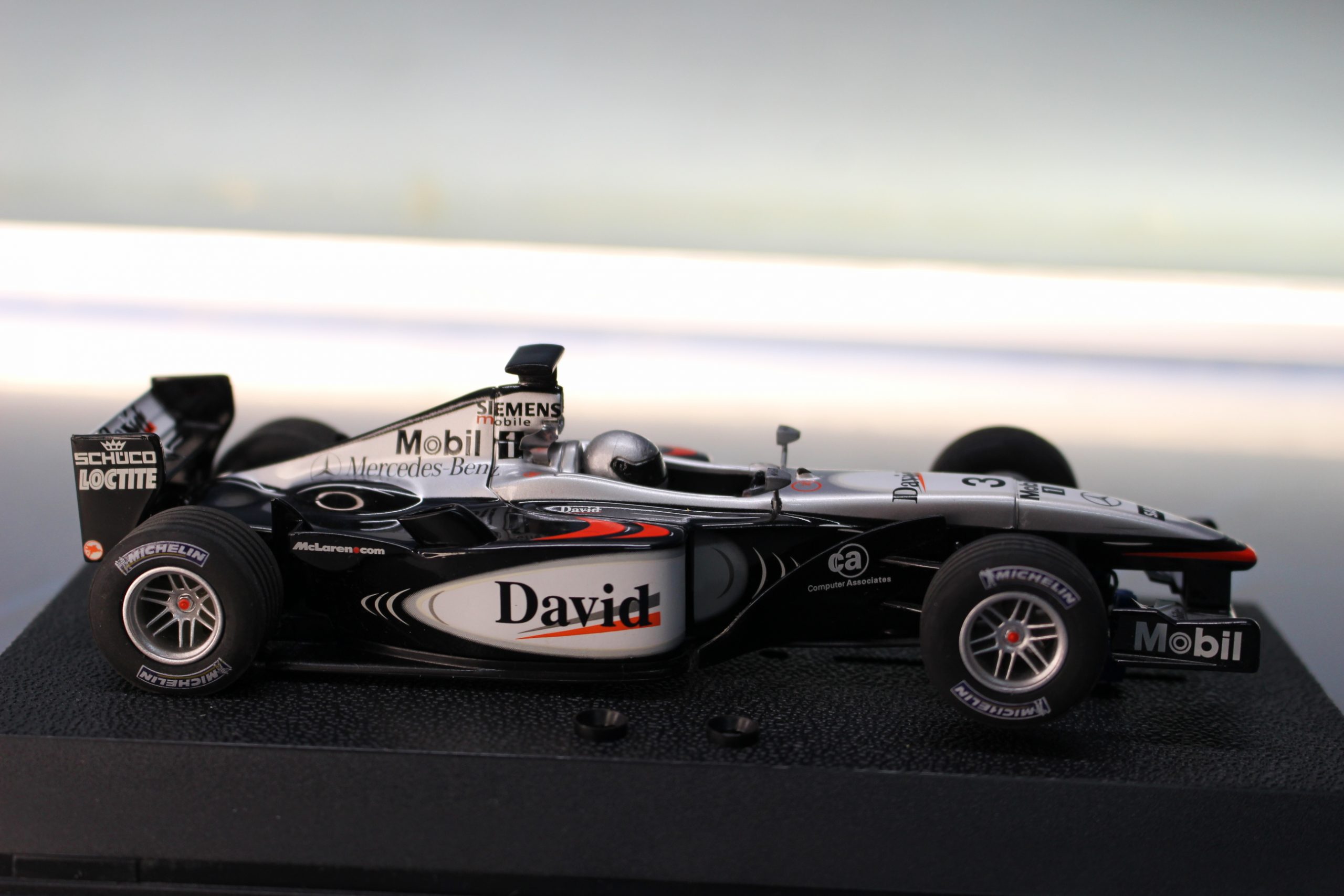 McLaren Mercedes David Coulthard. Coche Superslot Hornby 1/32. - Imagen 10