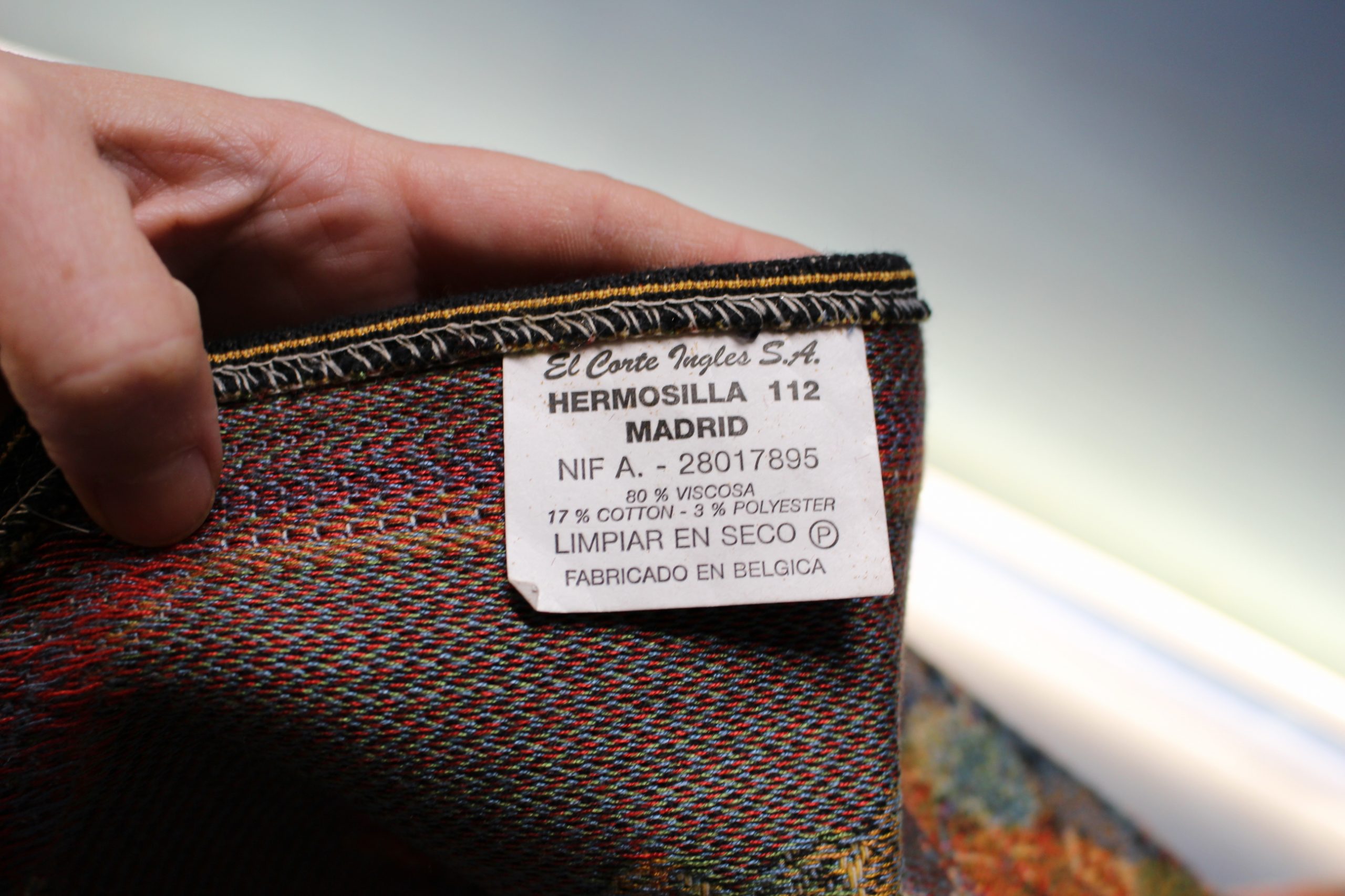 Tapete, camino de mesa espolinado. Frutas, Bélgica. - Imagen 4