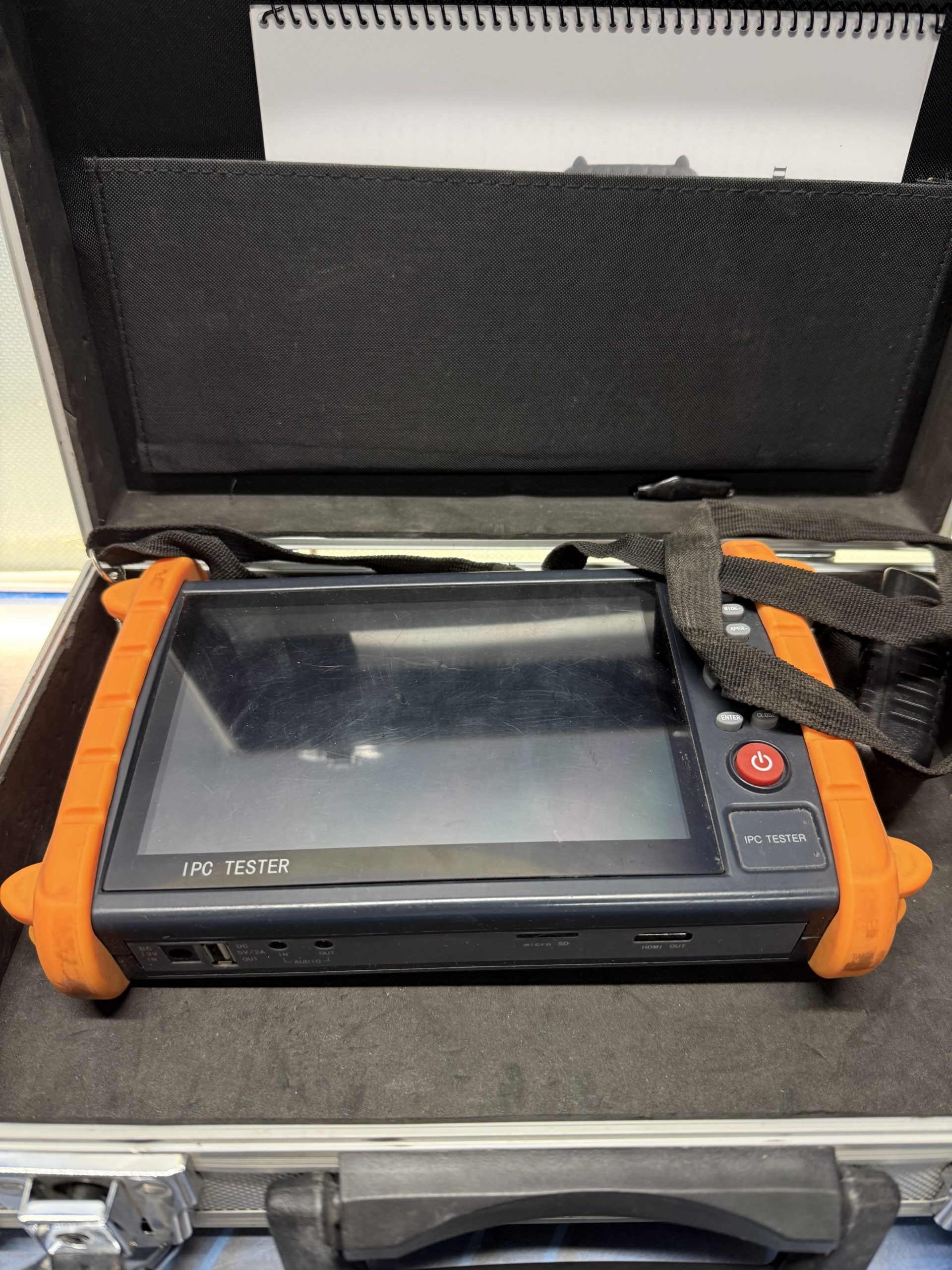 Image_20251002_093655_512 Maletín Tester Monitor, IPC tester, 9600ST 12V 7″ - Imagen 6