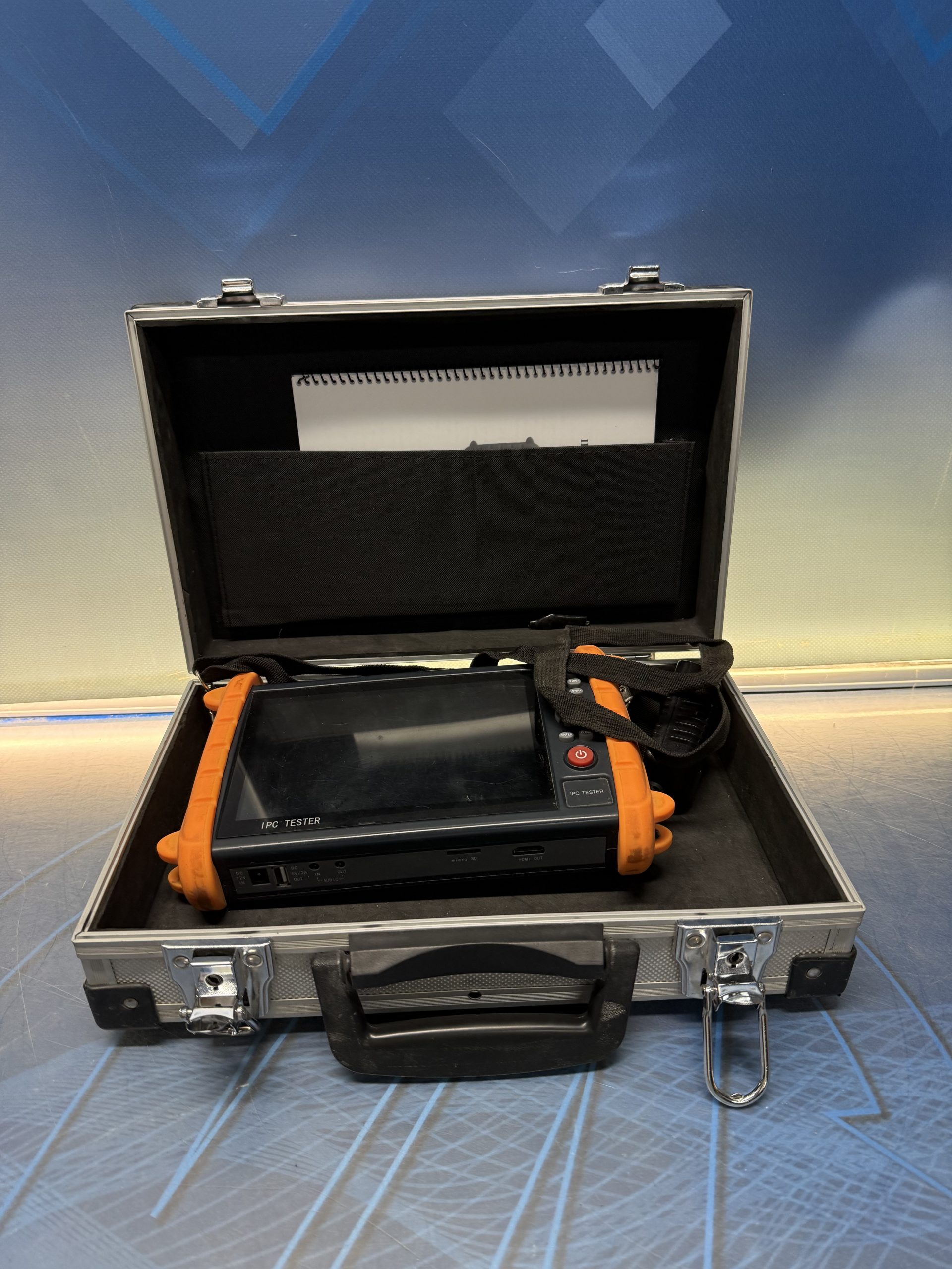 Maletín Tester Monitor, IPC tester, 9600ST 12V 7″