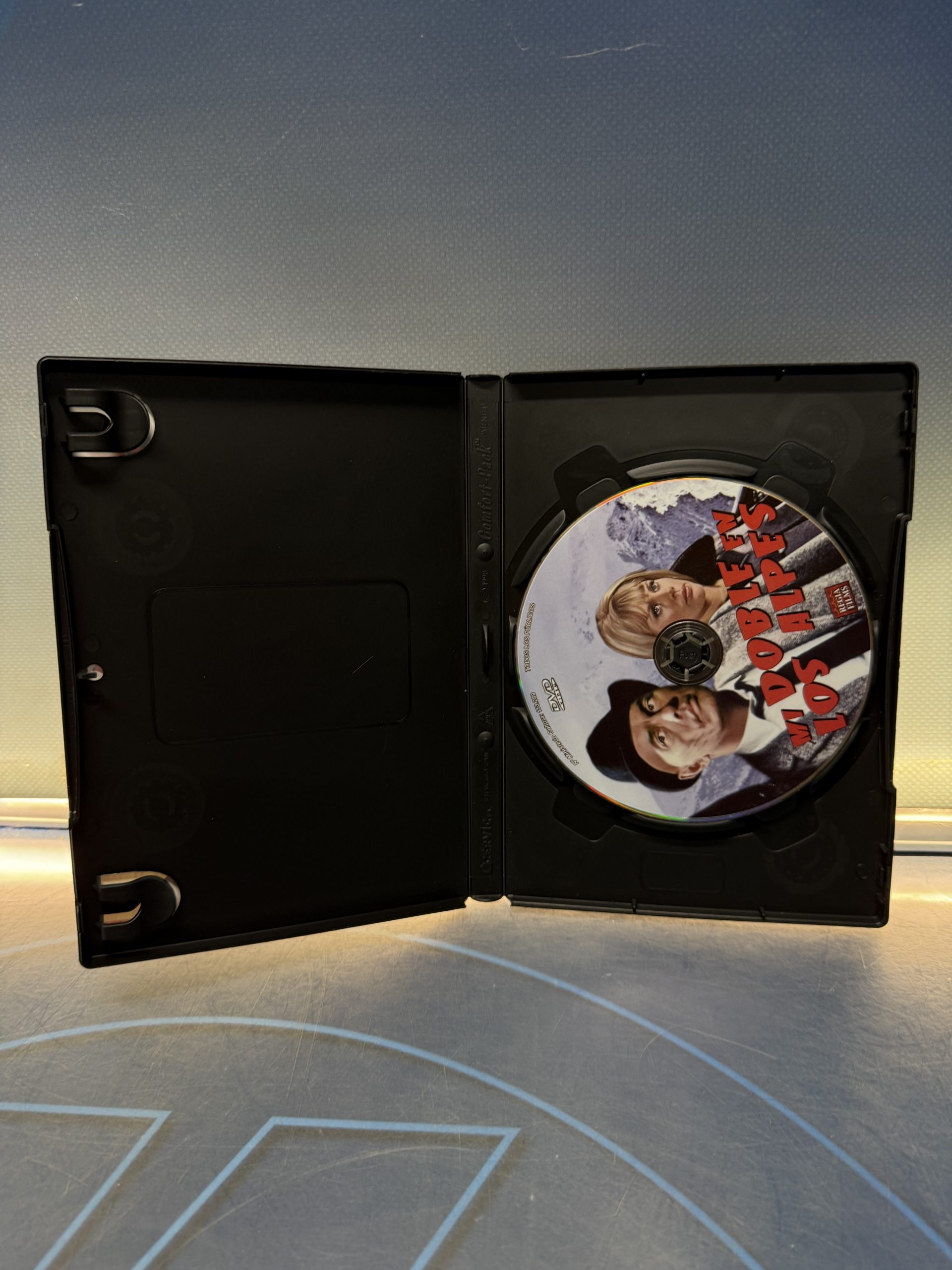 Image_20251006_104723_611 Mi doble en los alpes - DVD - Imagen 4