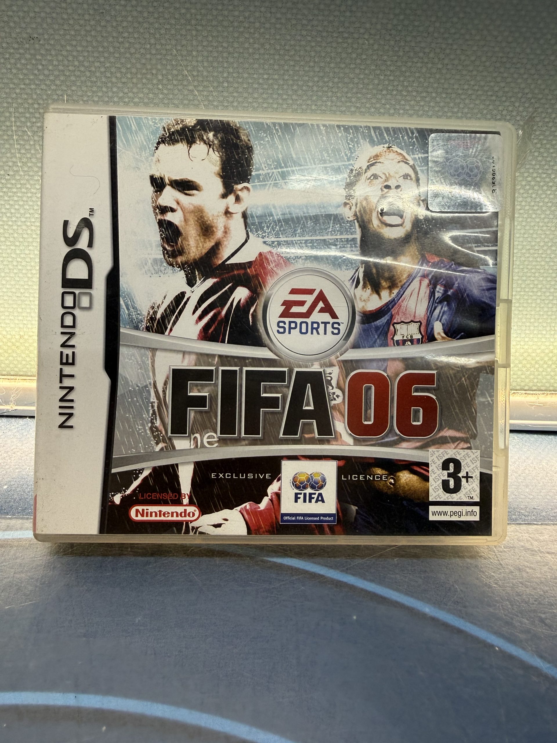 Videojuego de NintendoDS FIFA 06 Completo