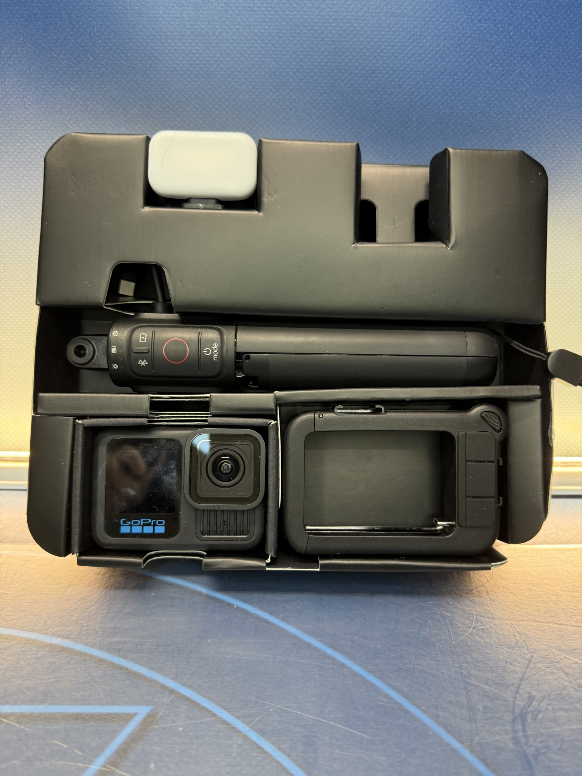 GoPro 13 Black. Camara Pro alta calidad, sin uso real - Imagen 2