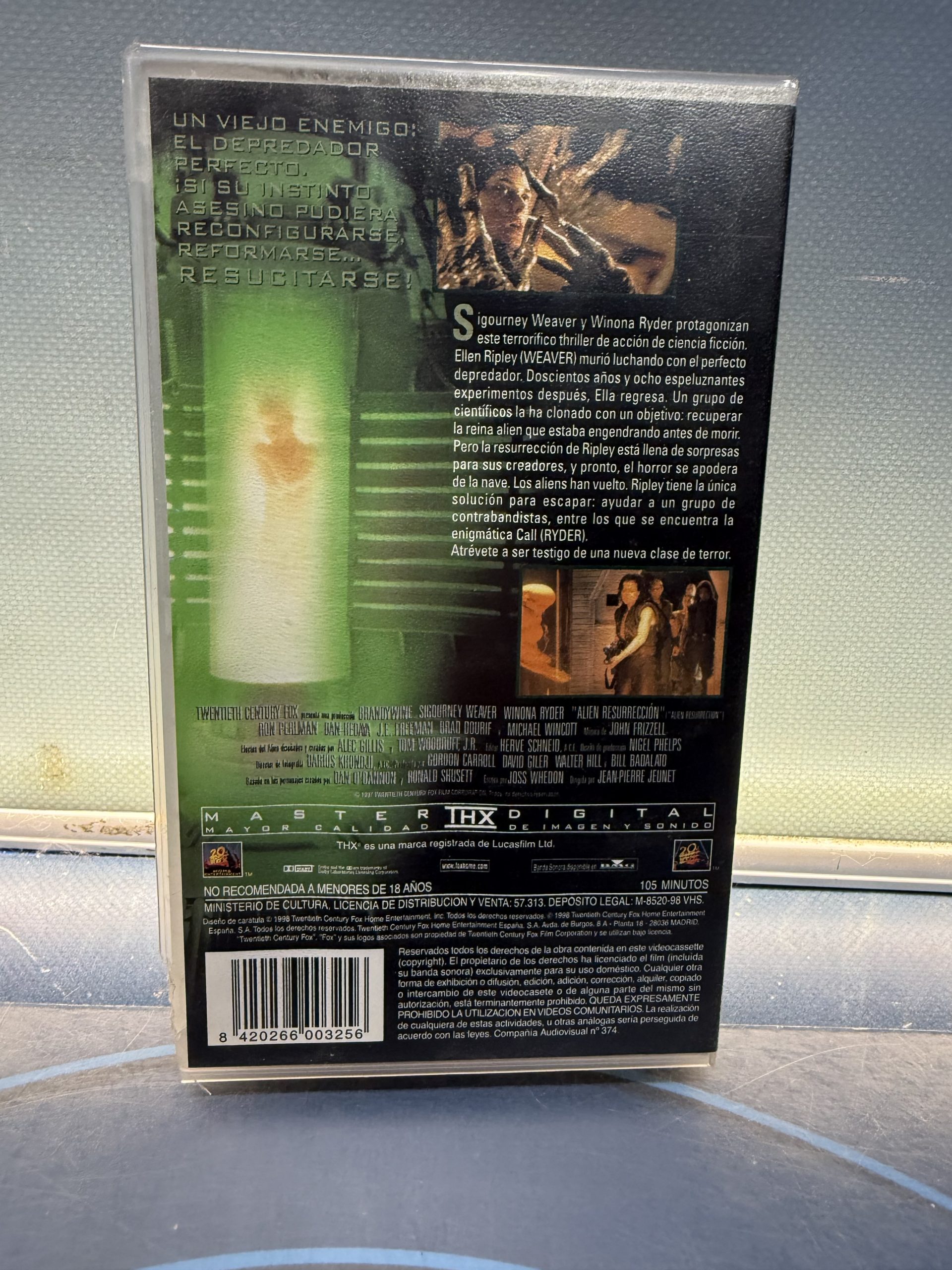 Alien Resurrecion - VHS - Imagen 2