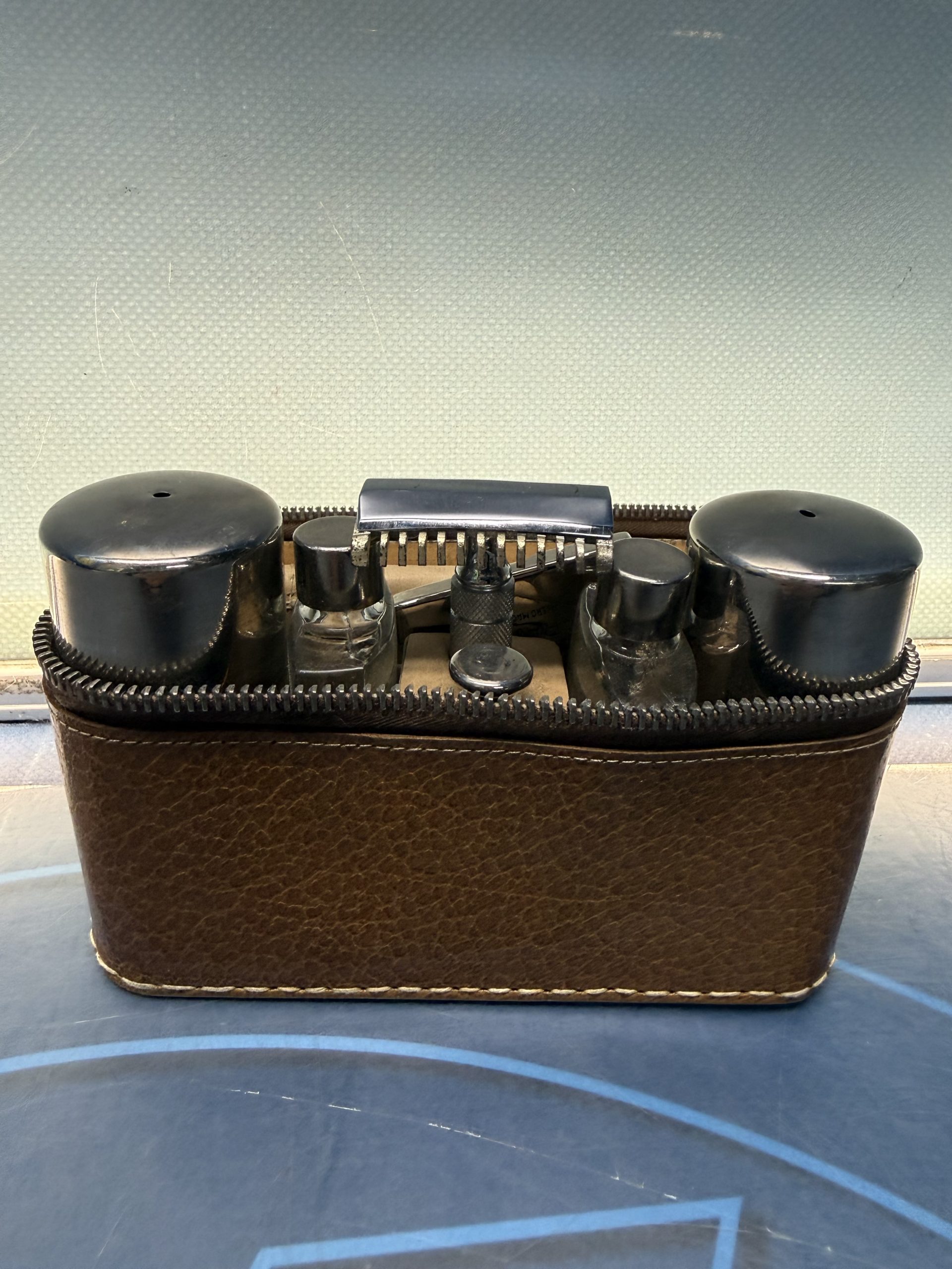 Kit de afeitado antiguo - Imagen 4