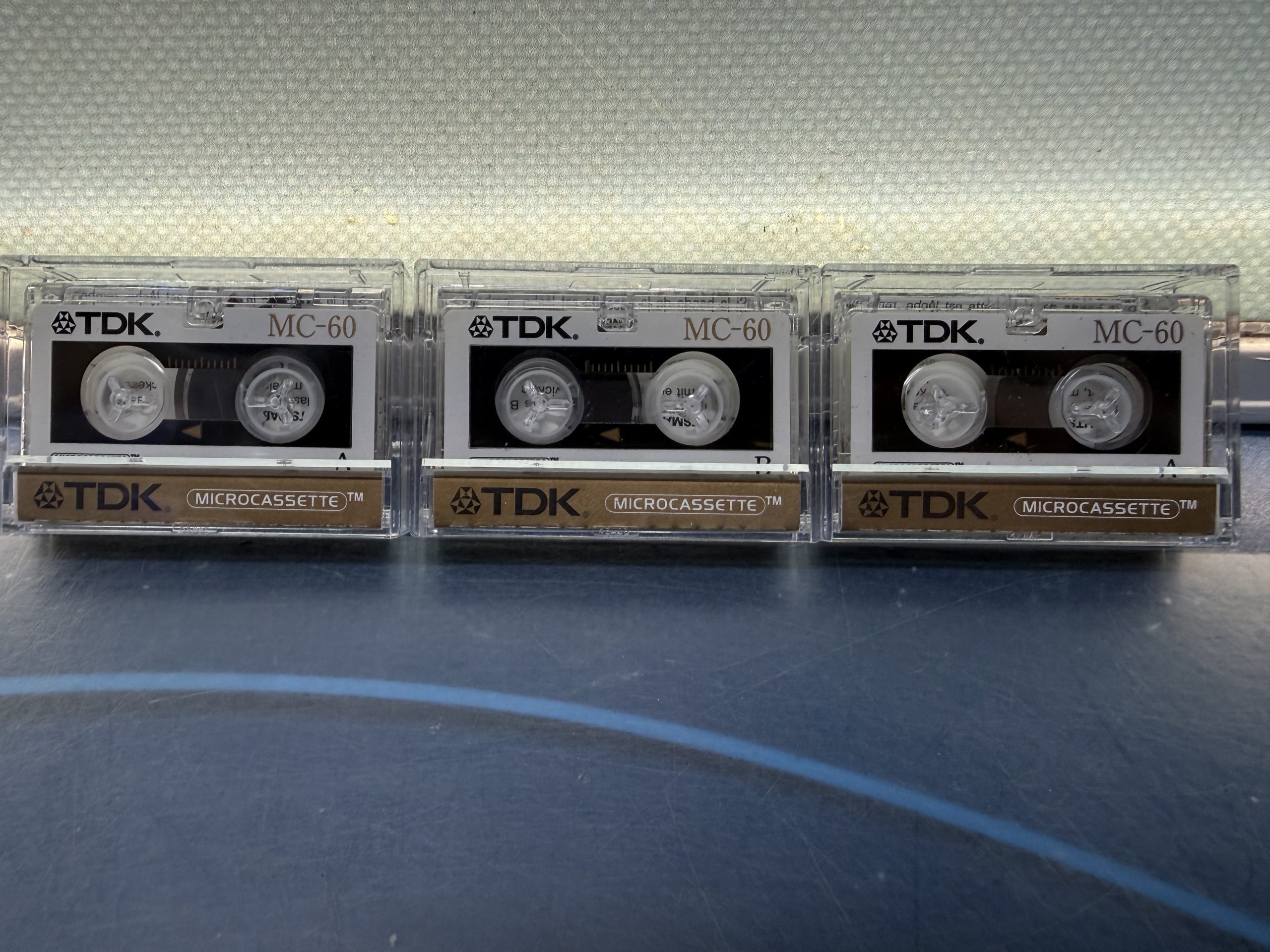 Microcassette tdk MC60