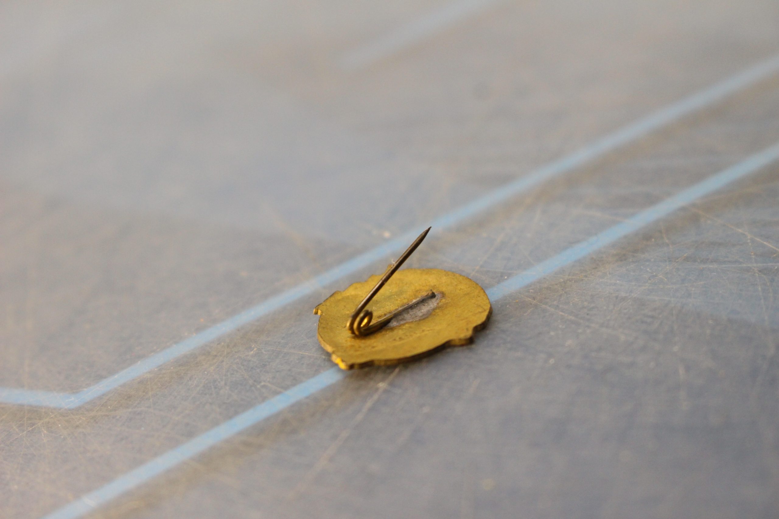 Pin, insignia Candanchú. Años 60 ó 70. - Imagen 4