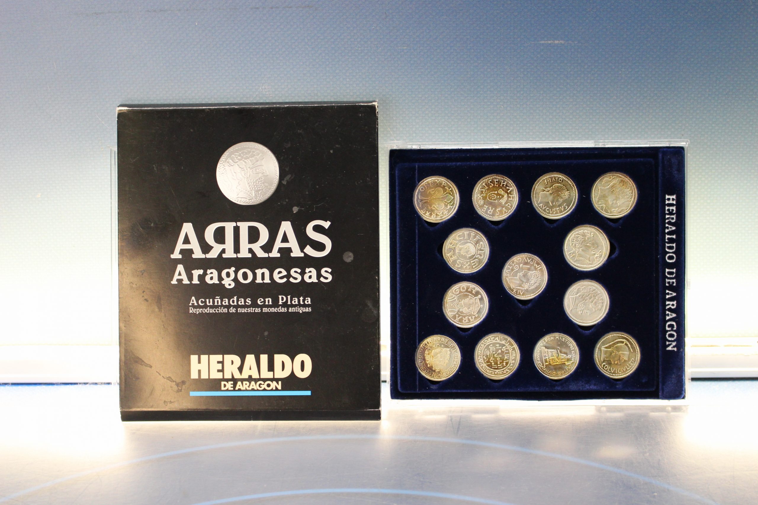 02. Arras Aragonesas. Acuñadas en plata. Heraldo de Aragón.